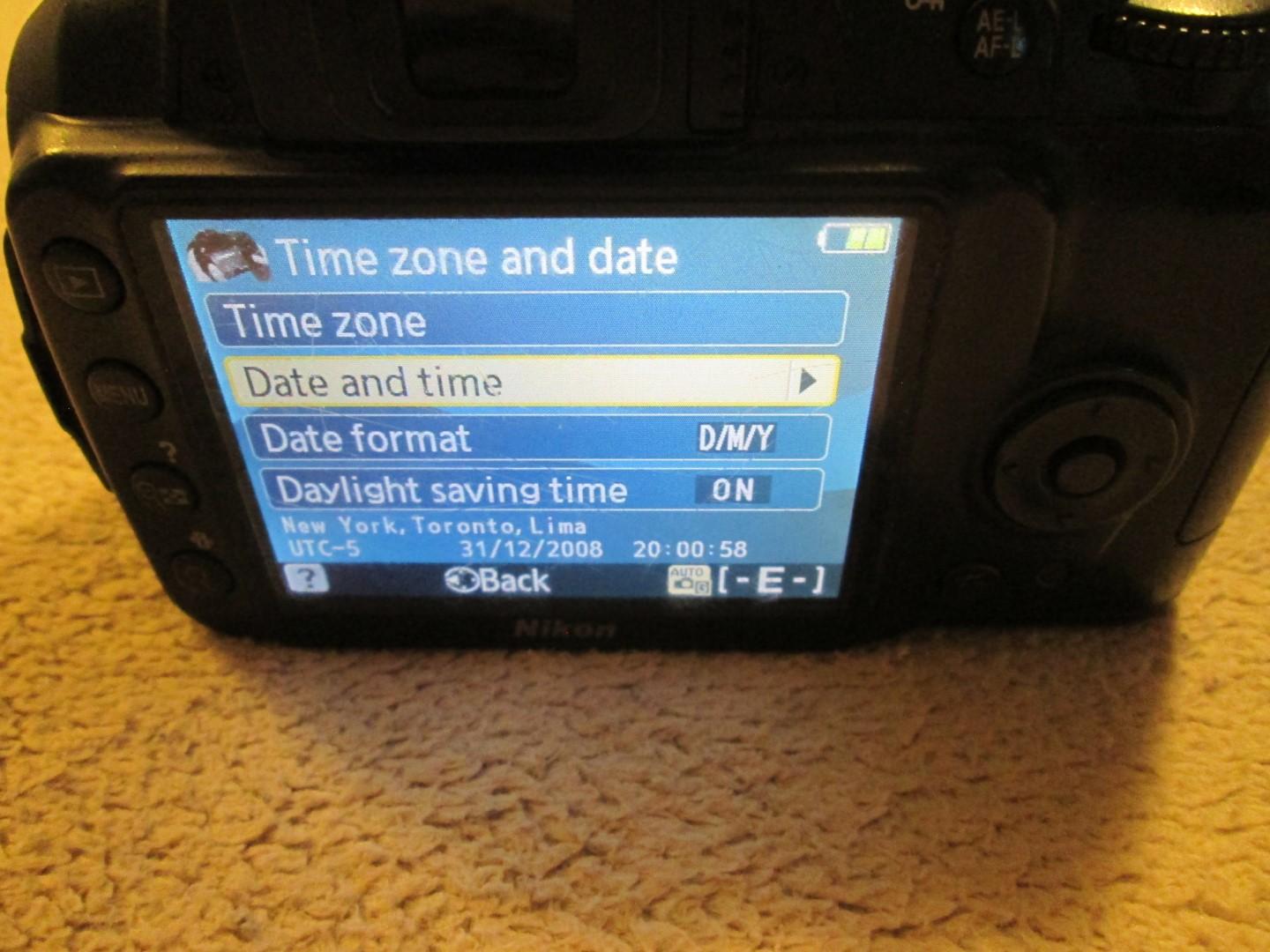 Nikon D3000 With 70-300mm Lens And Accessories