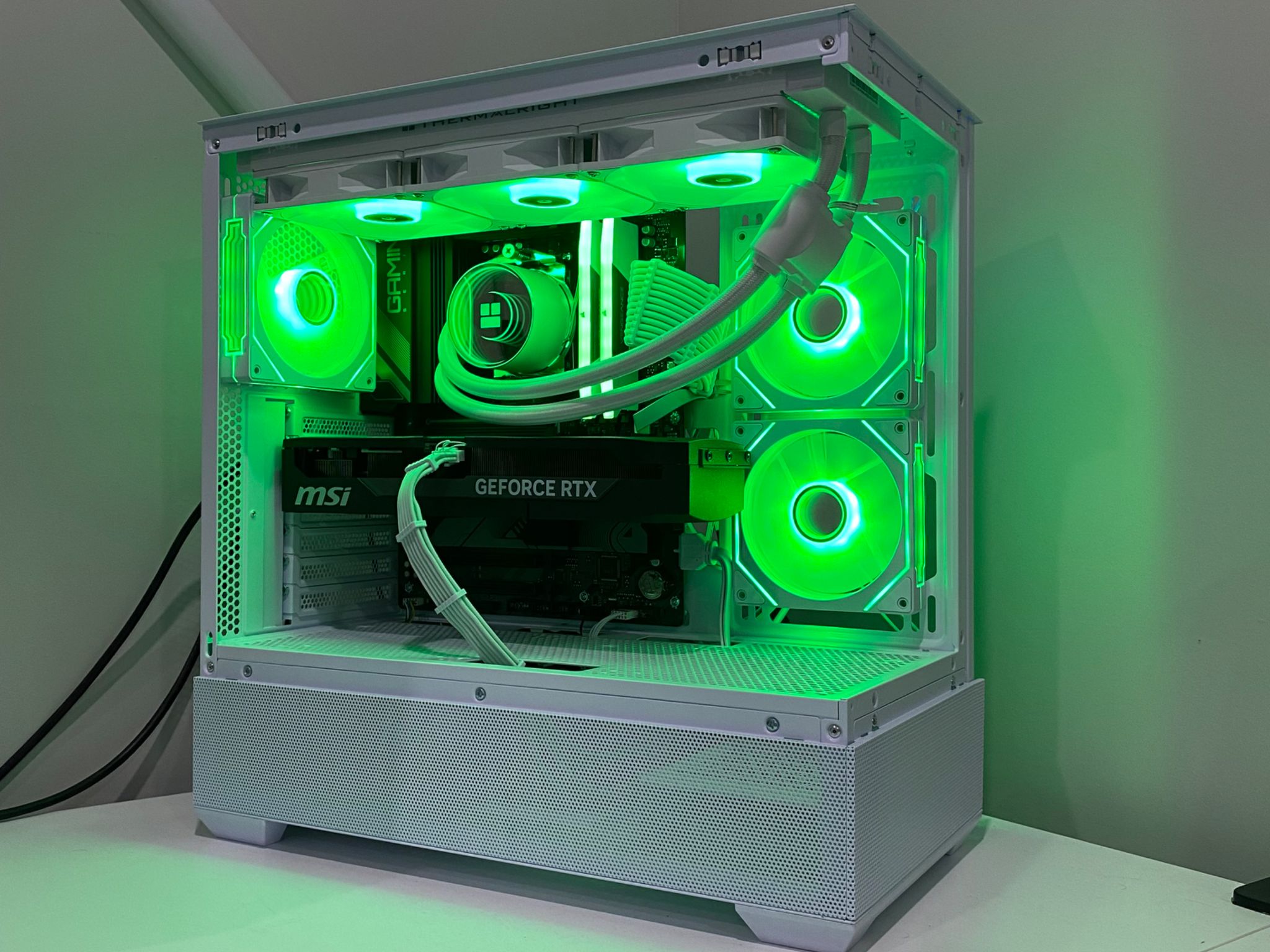 RTX 5070 | Ryzen 5 7600x | 32GB DDR5 RAM | 1TB NVME | Gaming PC