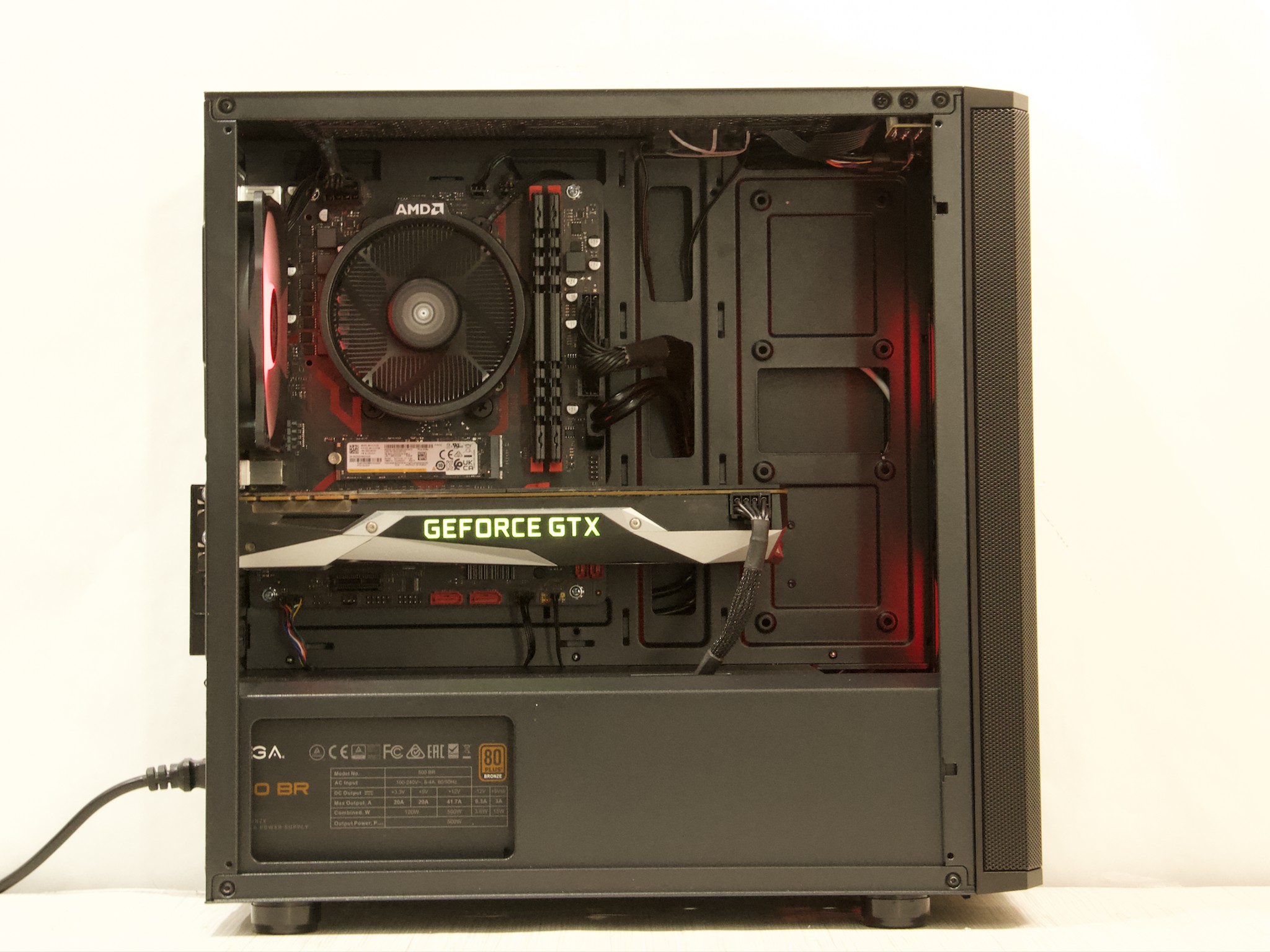 Ryzen 5 3600, GTX 1070, 16GB DDR4, 512GB NVMe SSD, WiFi - Custom Gaming PC