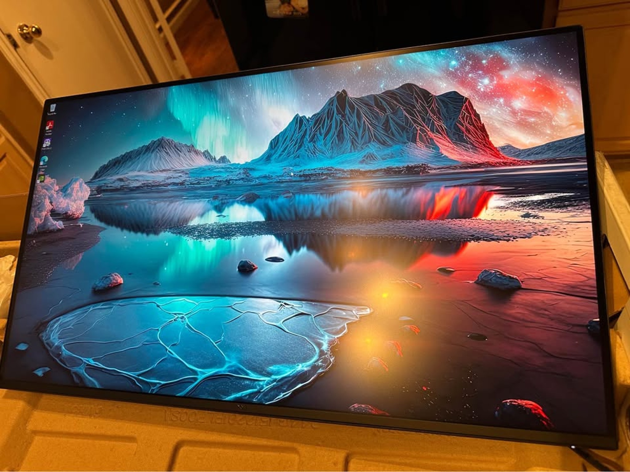Dell 31.5" 4K Monitor VA LED UHD 120Hz 8ms - Ash White