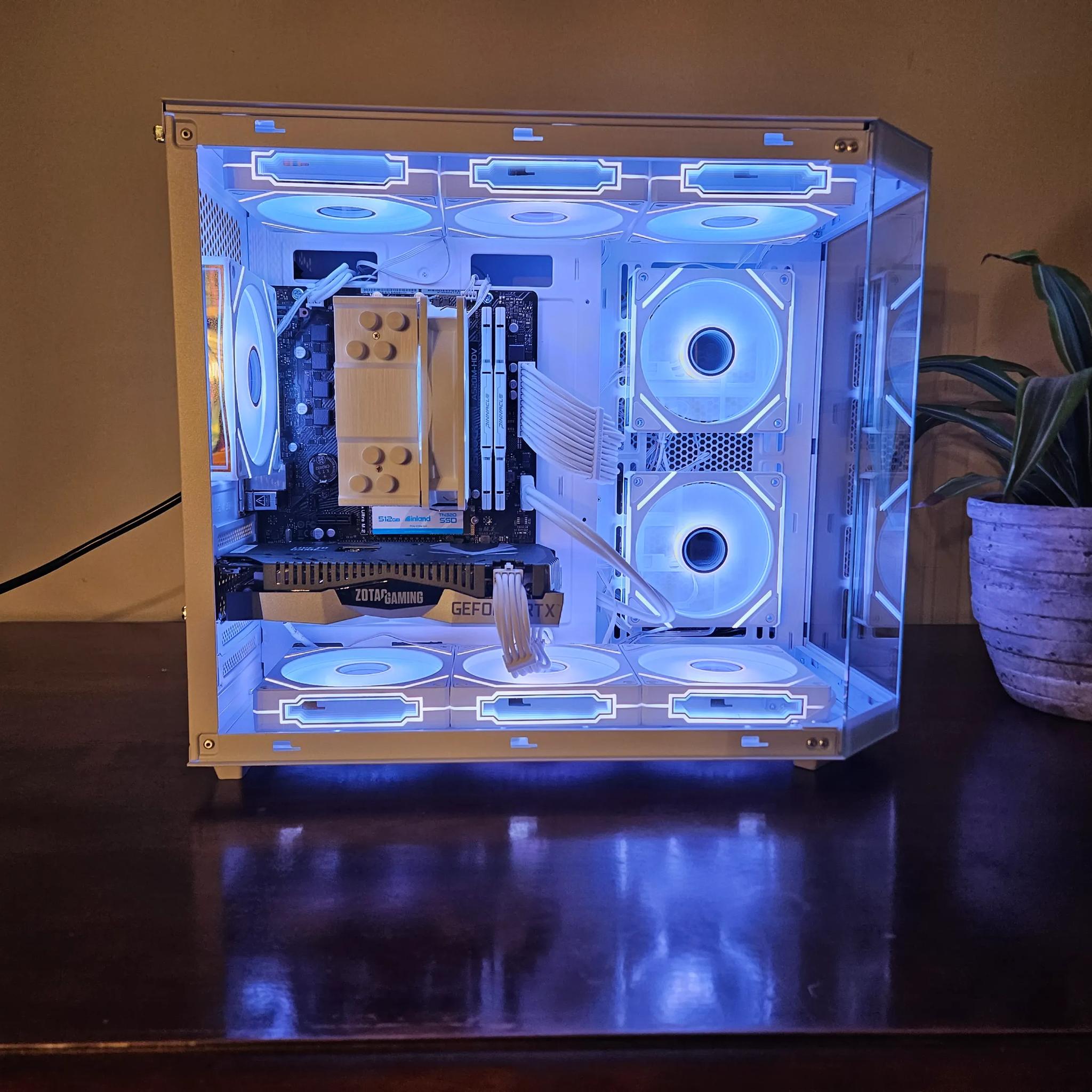 RTX 2060 Ryzen 5 3600x White RTX Fishtank Gaming PC