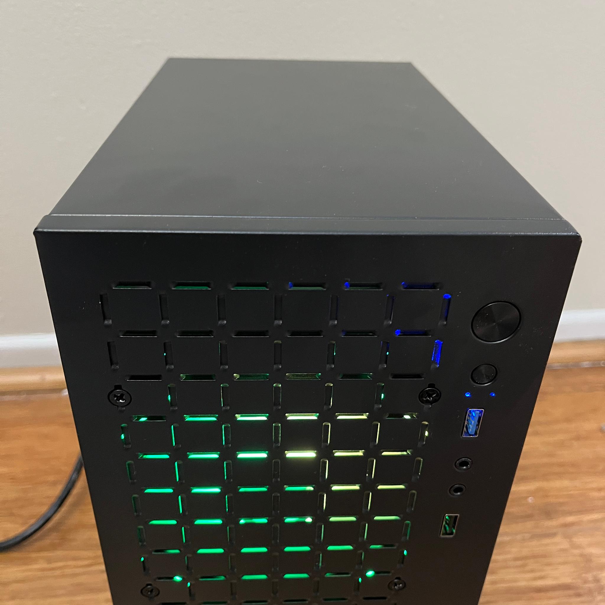 NVIDIA RTX 2060, Intel Core i5-6600, 12GB DDR4 RAM, 870 GB Storage - Small Gaming PC