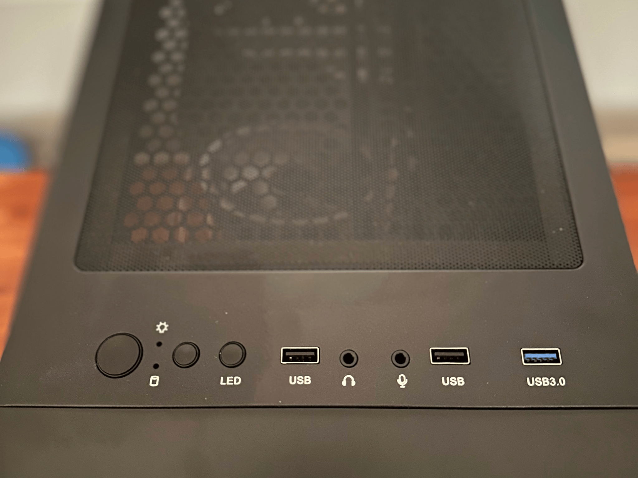 CYBER MONDAY SALE! Ryzen 5 5600x, RX 6800 XT, 2tb NVMe, 32gb DDR4 Gaming/Streaming PC