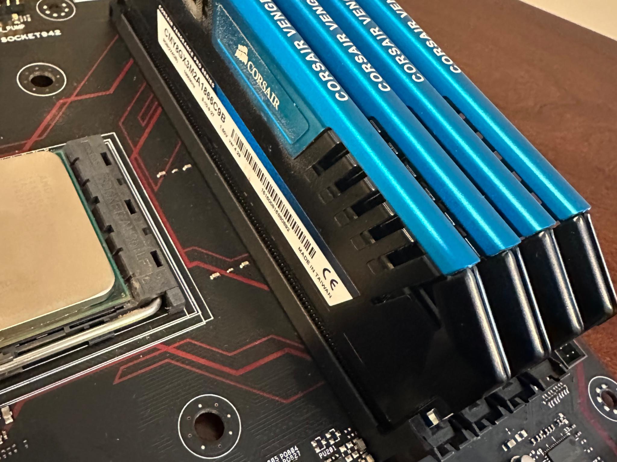 ASUS 970 PRO GAMING/AURA AM3+ w/ AMD FX8320 and Corsair Vengeance 16GB DDR3