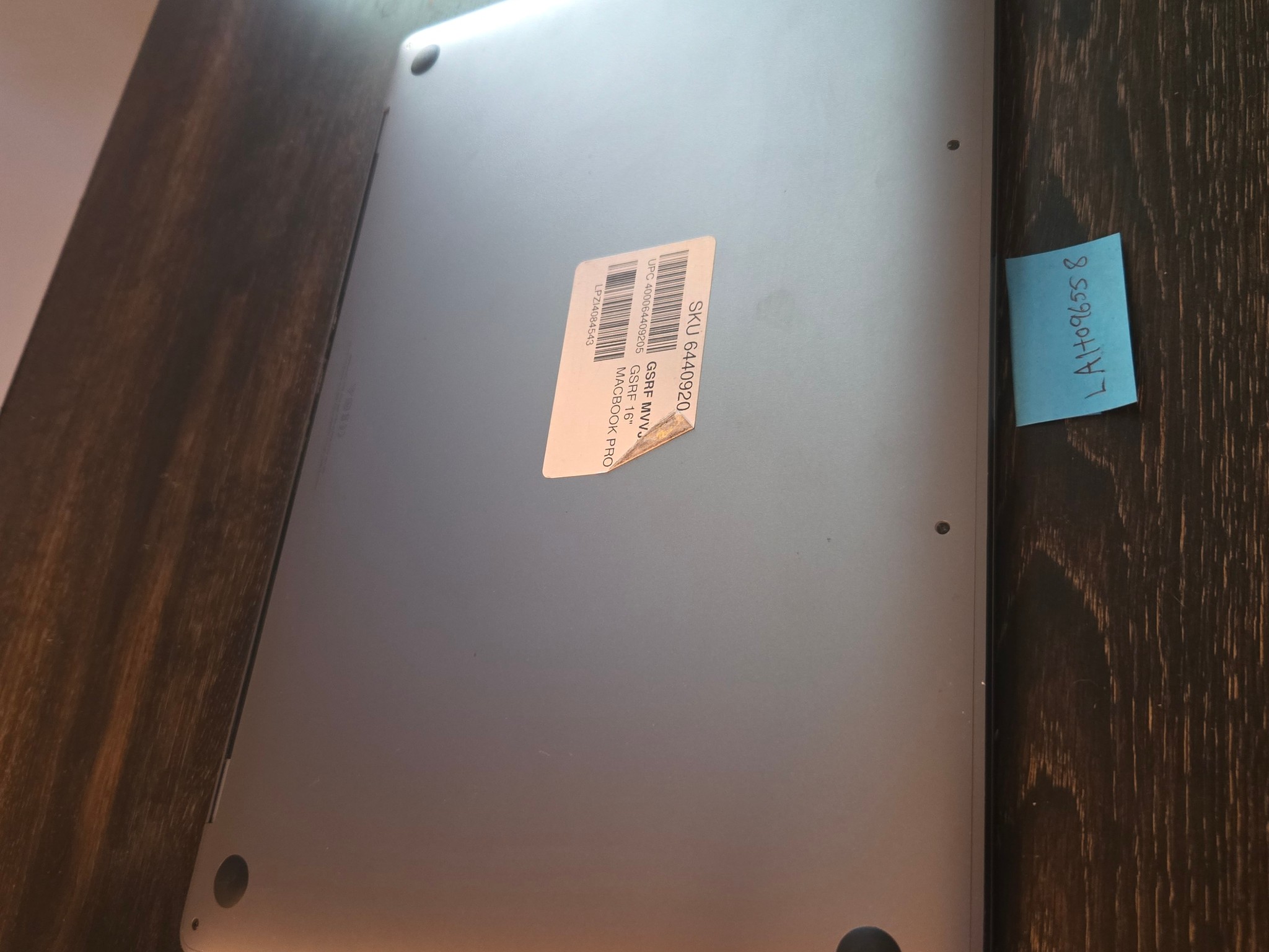 Apple Macbook Pro 16 inch Laptop - 2019 - 1TB - intel i9 - Model A2141