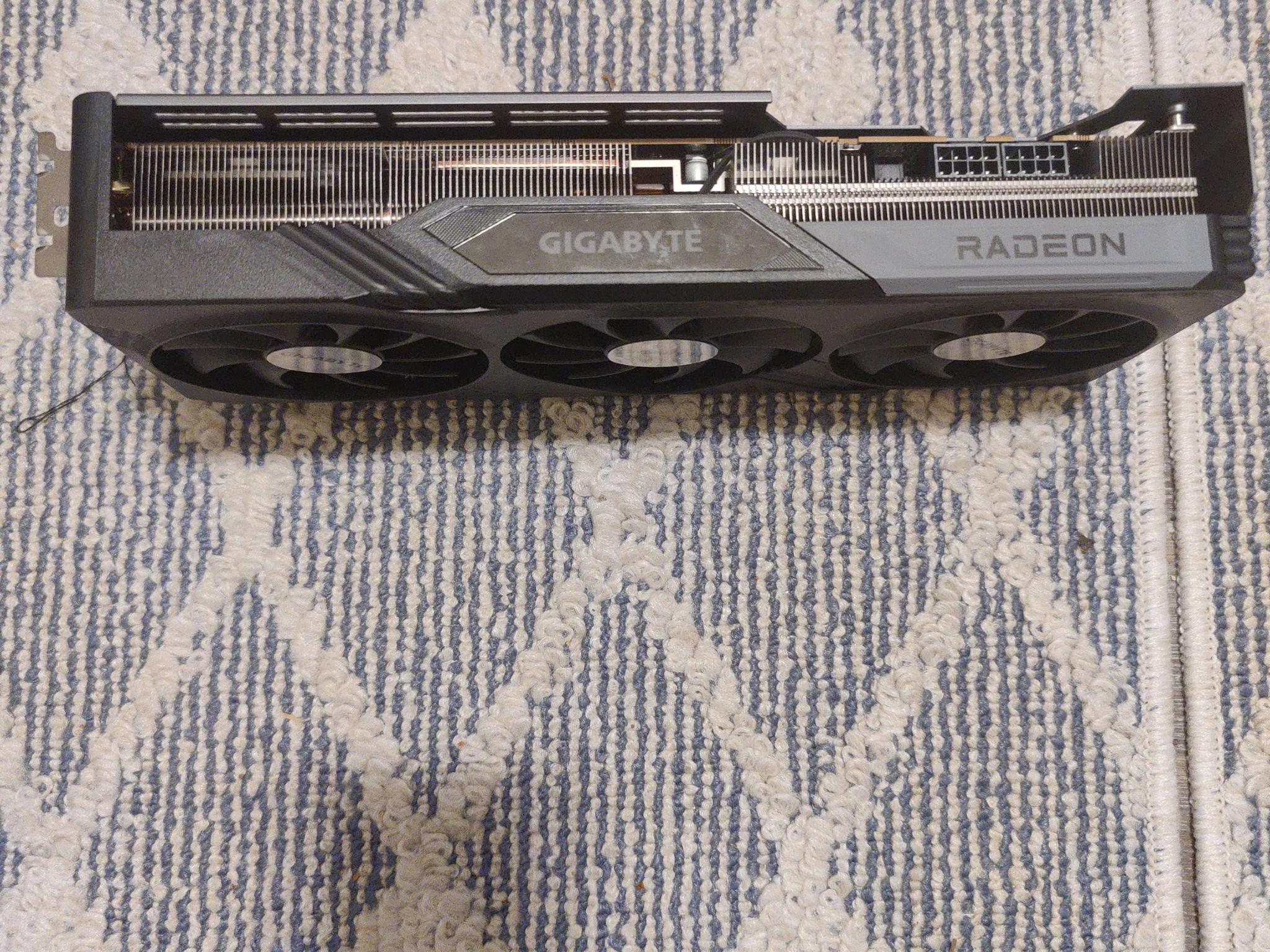 RX 7800XT *Great Condition* GIGABYTE OC 16GB GDDR6 Graphics Card