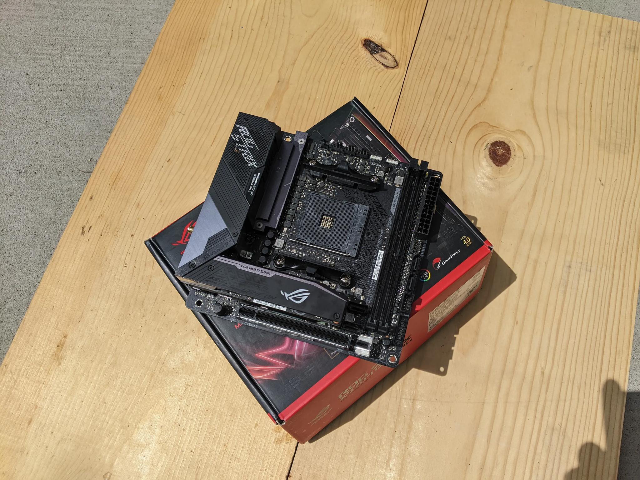 Asus ROG Strix X570-I Gaming Mini ITX AM4 Motherboard