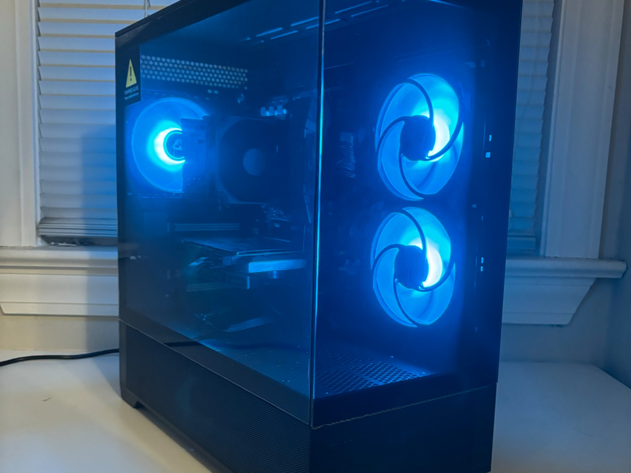 RTX 2060 | Ryzen 7 | 32GB RAM | 1TB NVME | WiFi