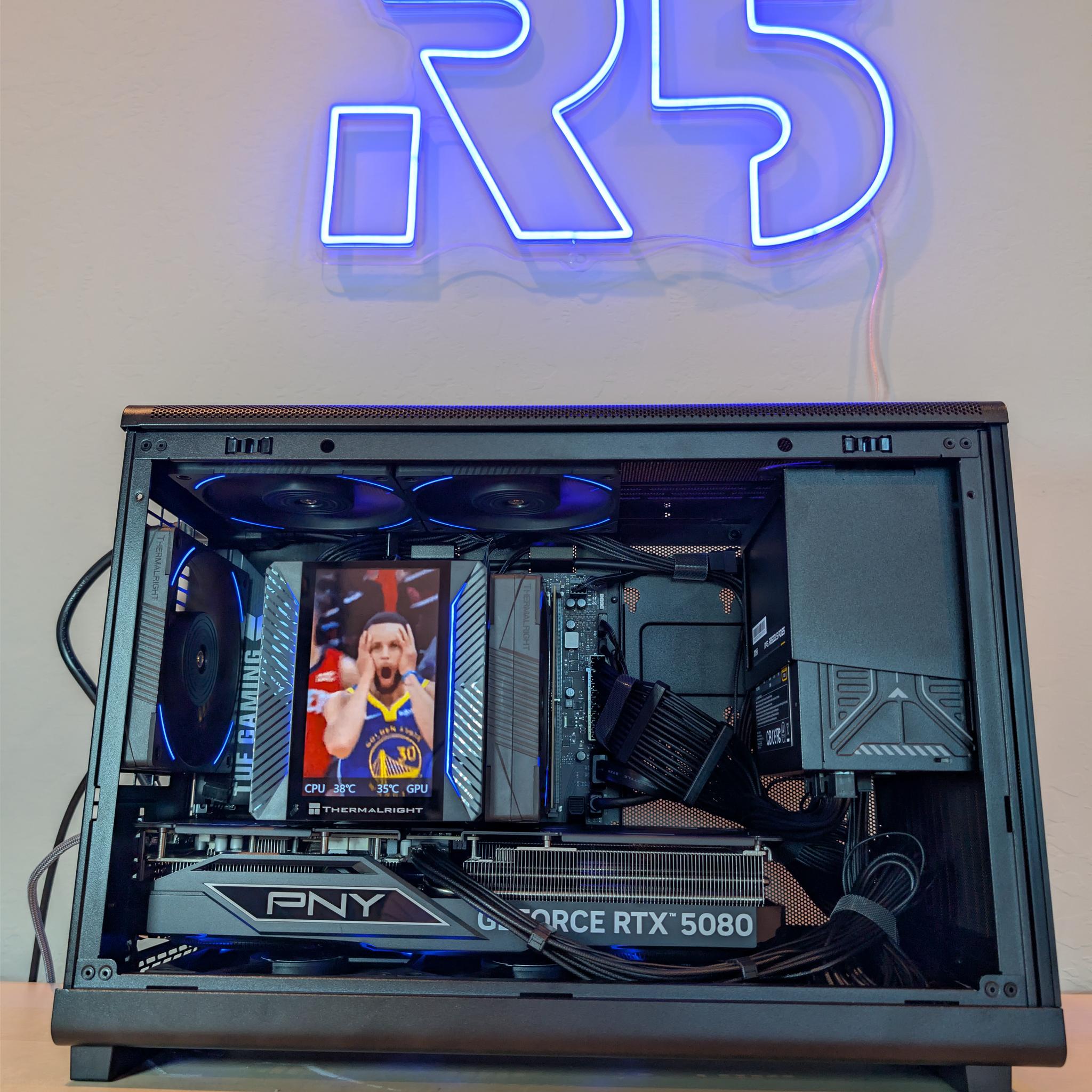 RTX 5080 // Ryzen 9800x3D // 32GB DDR5 // 2TB Gen4 NVMe // WiFi
