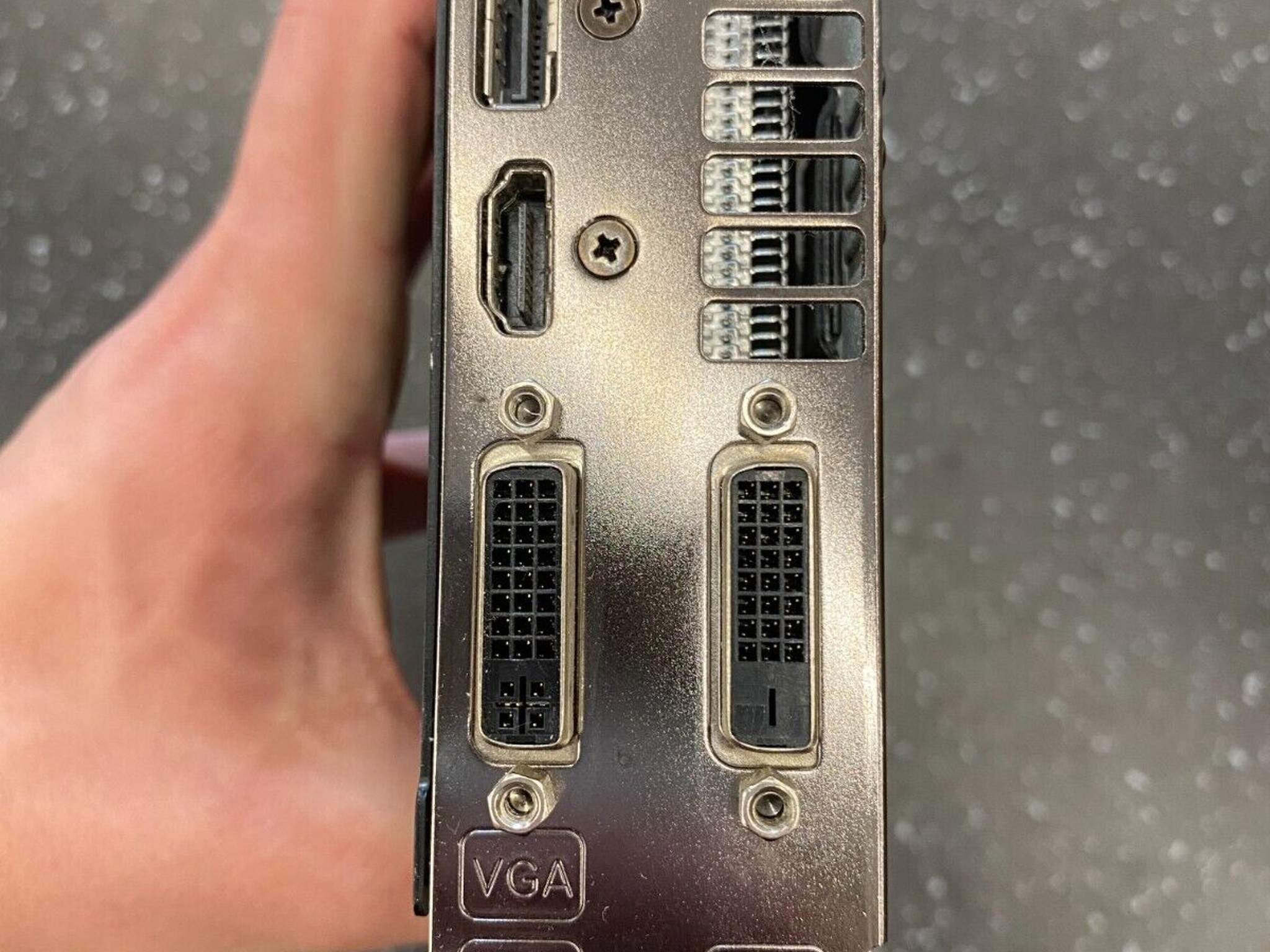 ASUS GeForce GTX 770 4GB GDDR5 Graphics Card - DisplayPort, HDMI, DVI