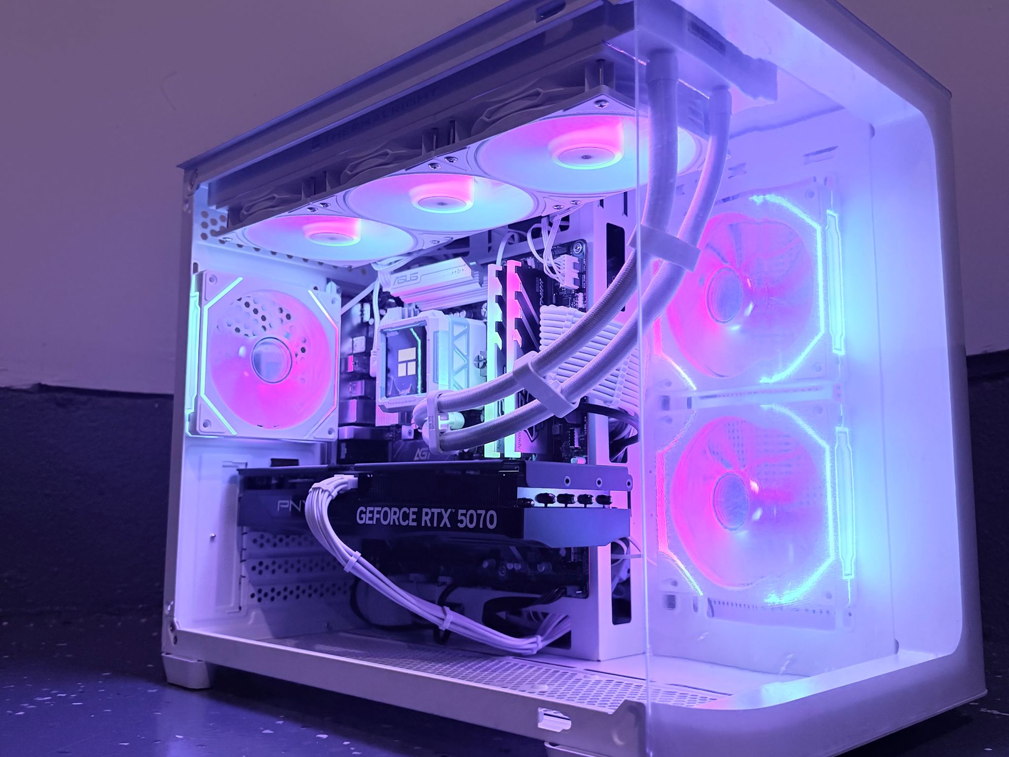 ⚪️"Crystal Frost🌈| 1440p Gaming | RTX 5070 | Ultra 7 265F | 32GB DDR5 | 1TB SSD | Free Shipping