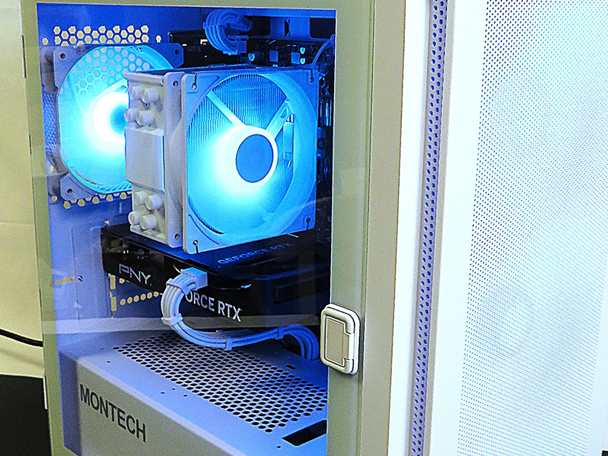 Gaming and Streaming PC Ryzen 5 7600f + RTX 4060