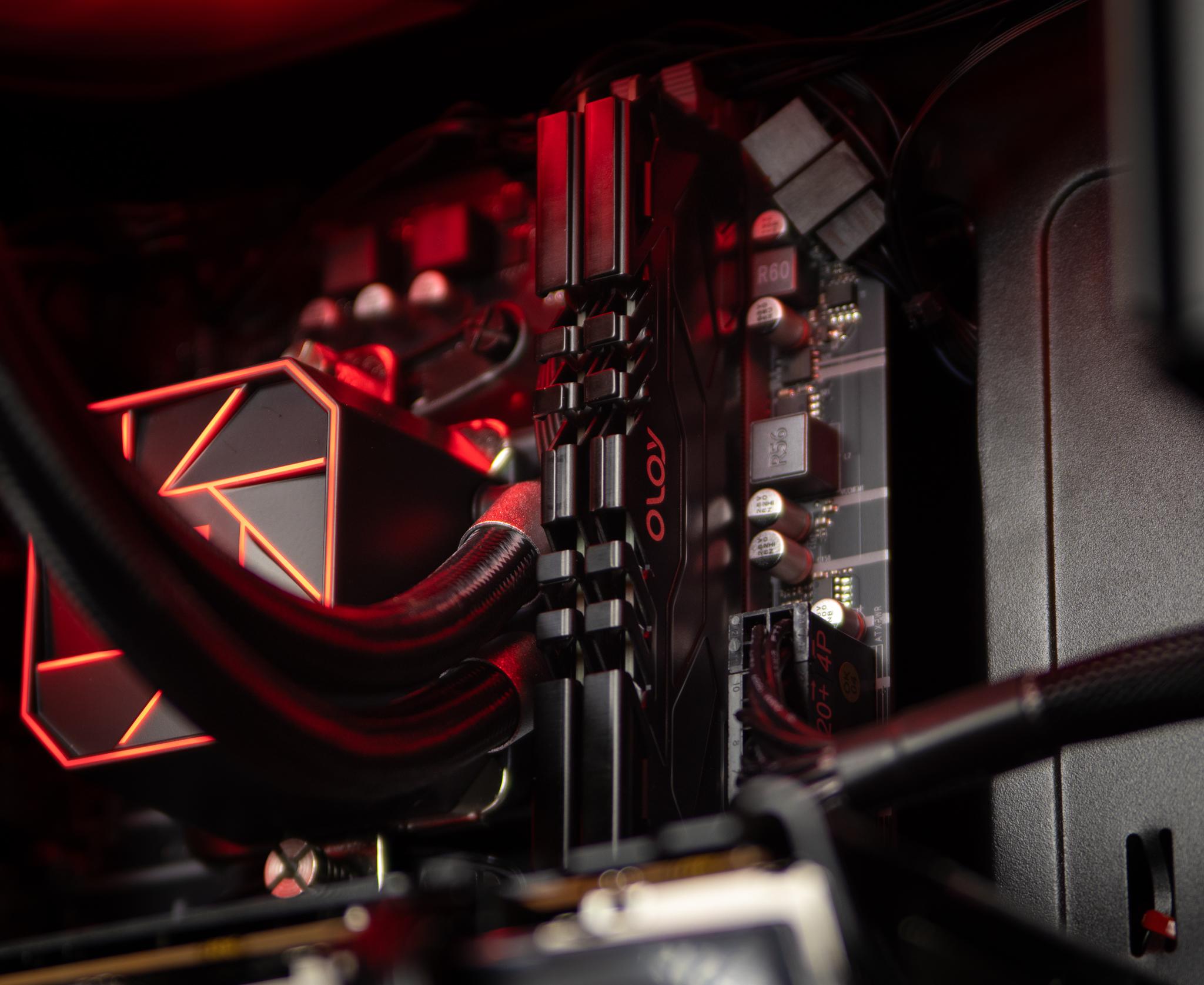 “GammaRed” RX XFX 6650XT 16GB Ryzen 5 Windows 11 1.3 TB Gaming PC Powerhouse