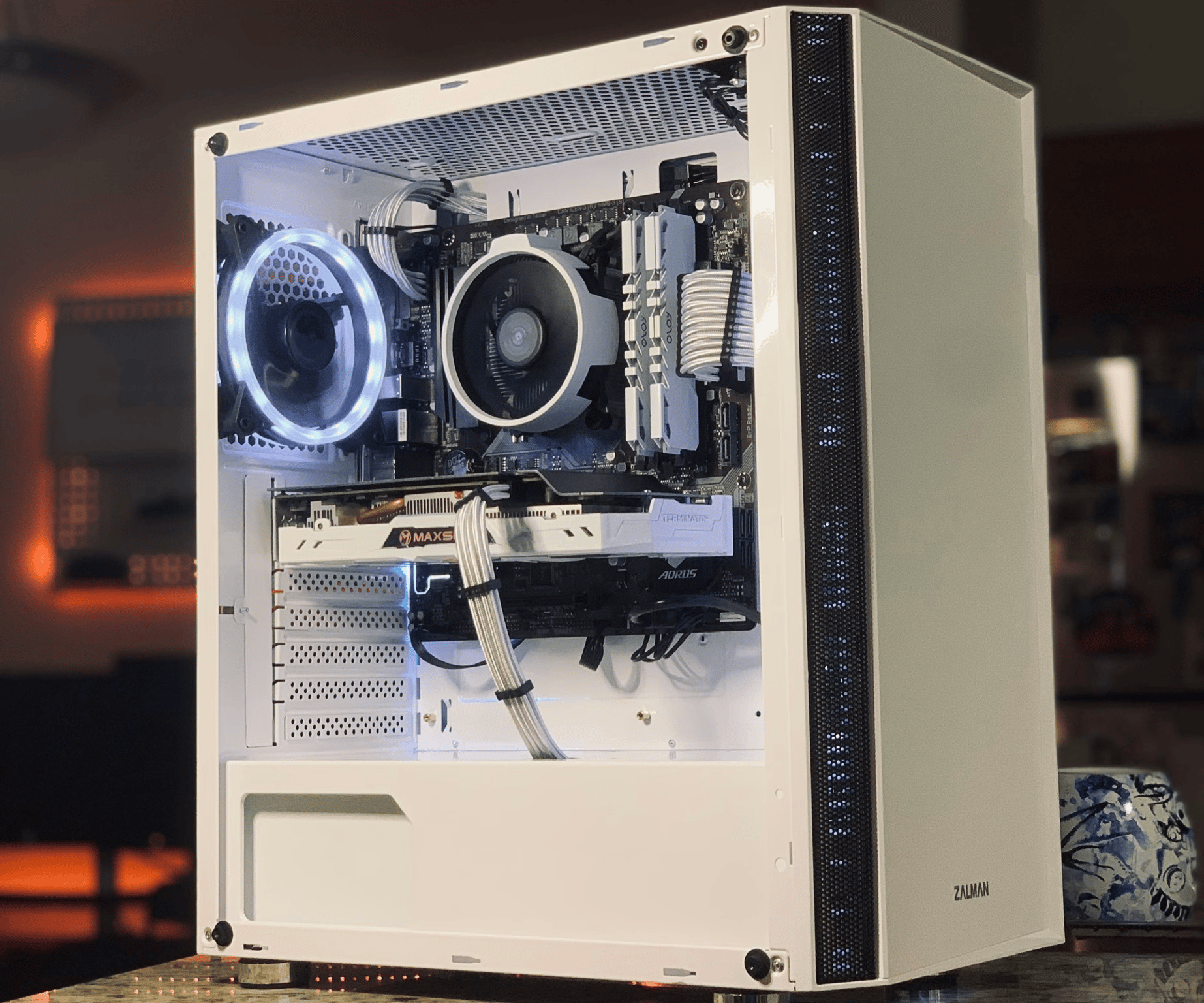 Mid Range White Gaming PC (Ryzen 5 3600+ GTX 1660 Super)