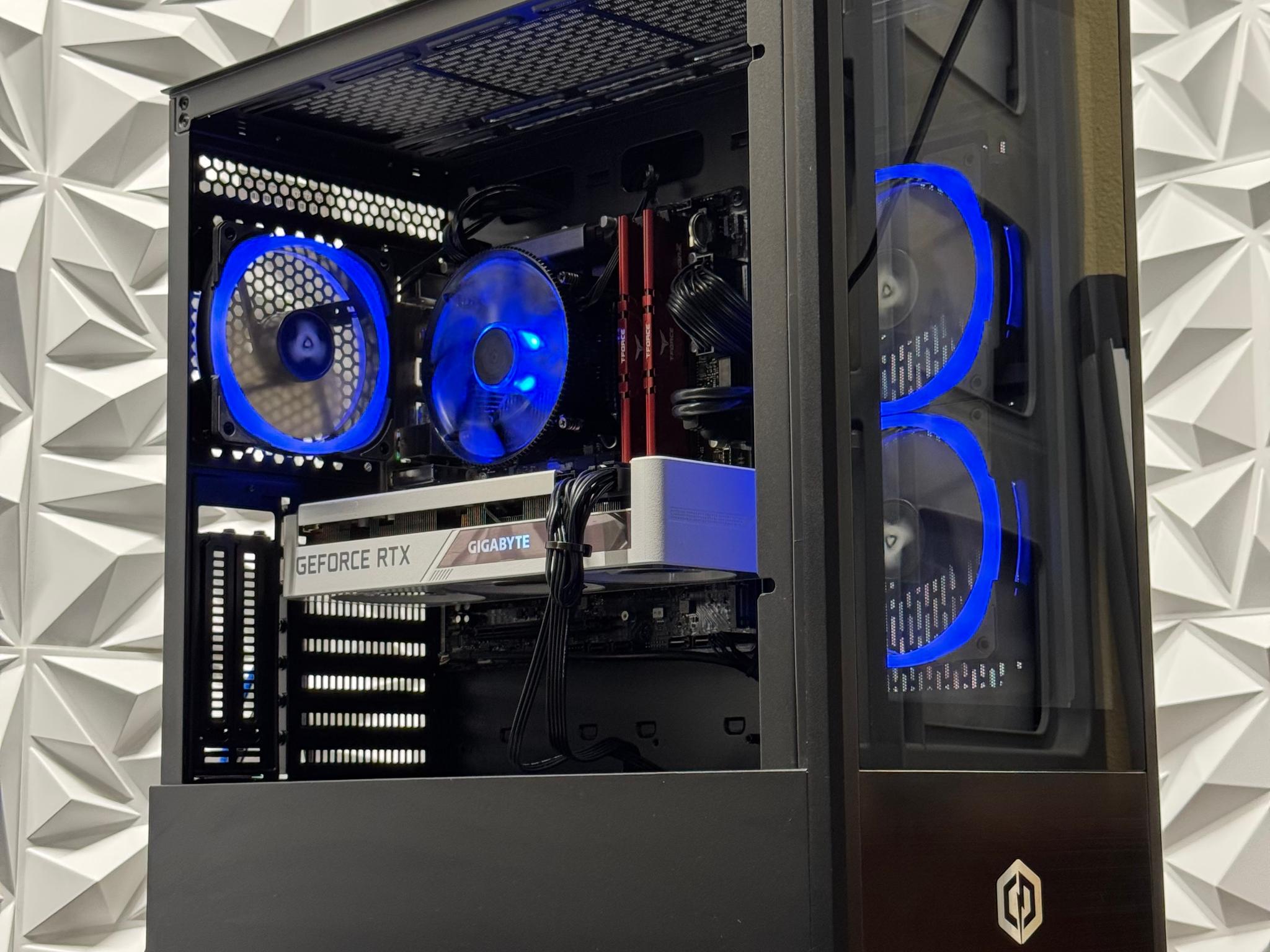 Rtx 3070 / i7-12700F / 16GB DDR4 Ram / 1500GB Storage / 700w psu / Windows 11