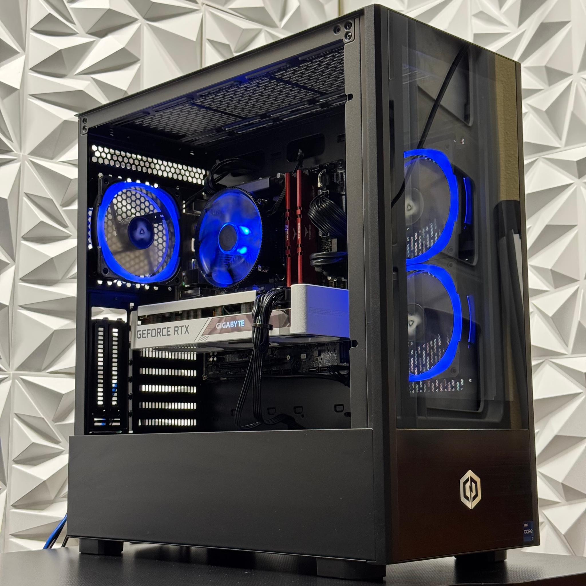 Rtx 3070 / i7-12700F / 16GB DDR4 Ram / 1500GB Storage / 700w psu / Windows 11