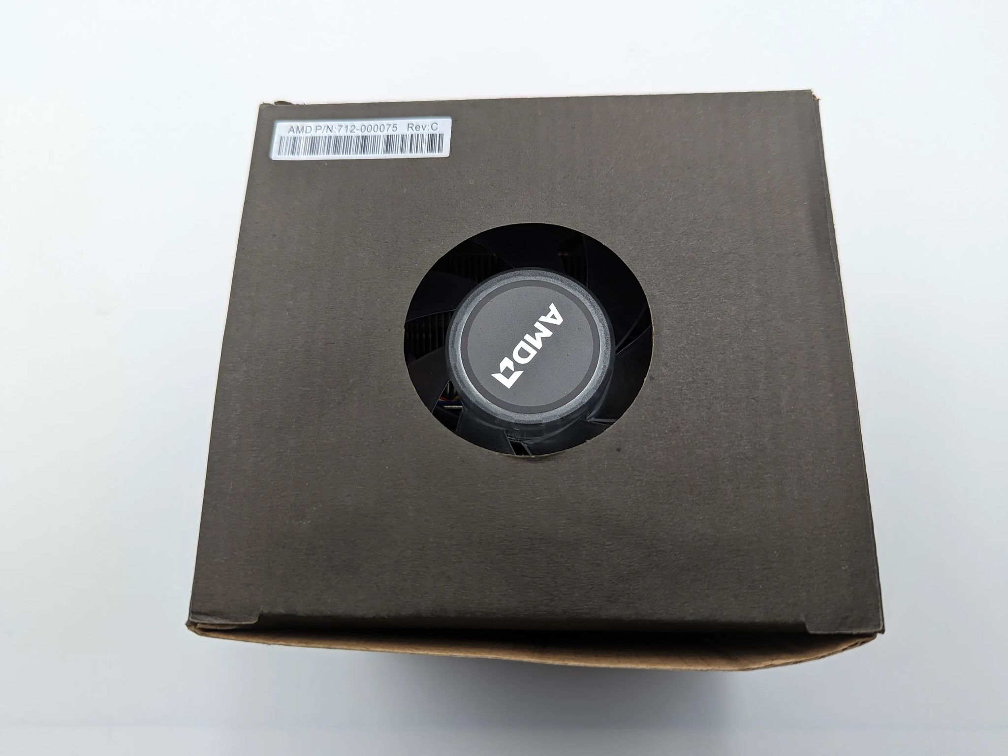 NIB AMD Wraith Prism Cooler