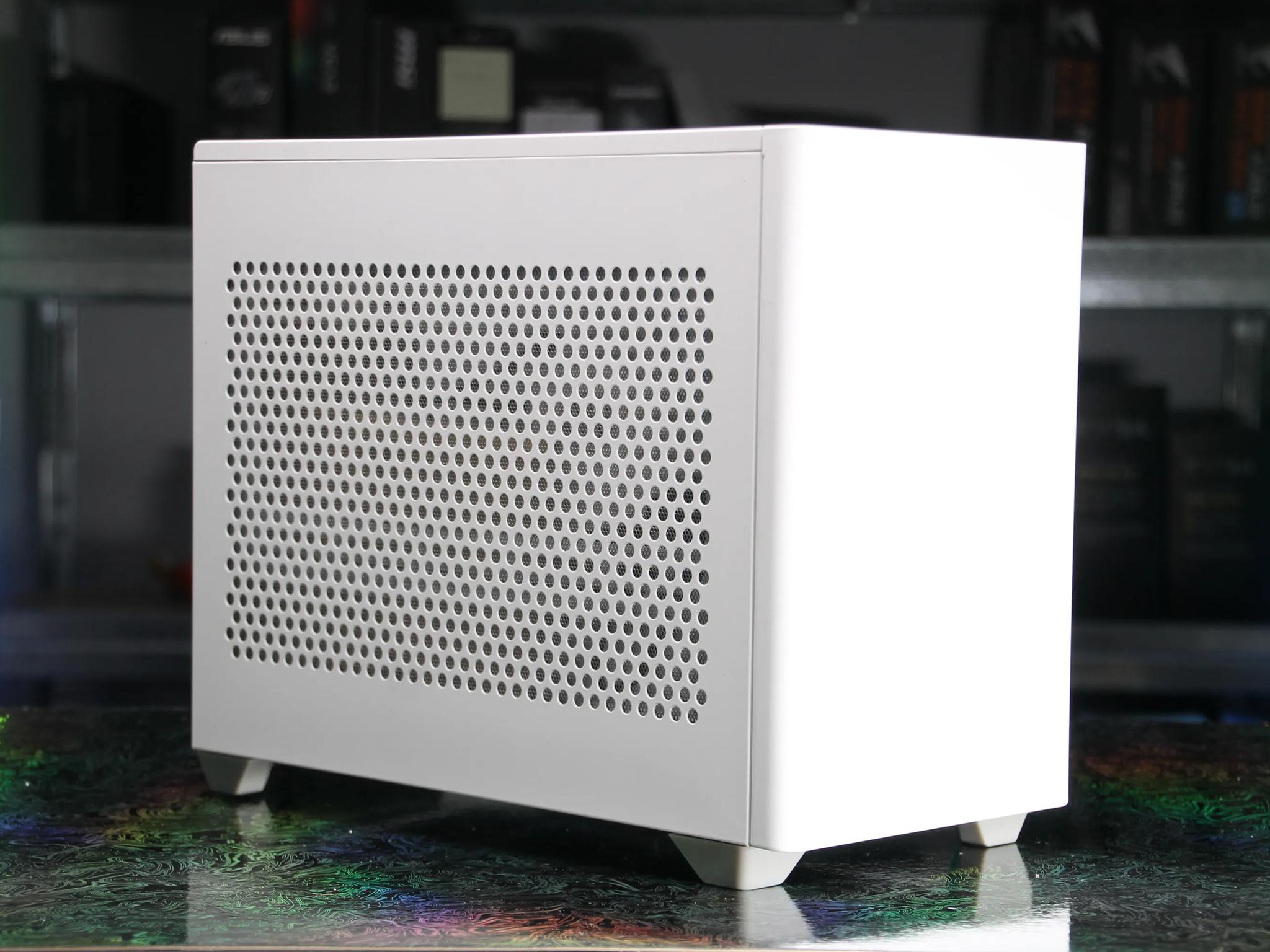 Cooler Master MasterBox NR200 Mini ITX Desktop Case