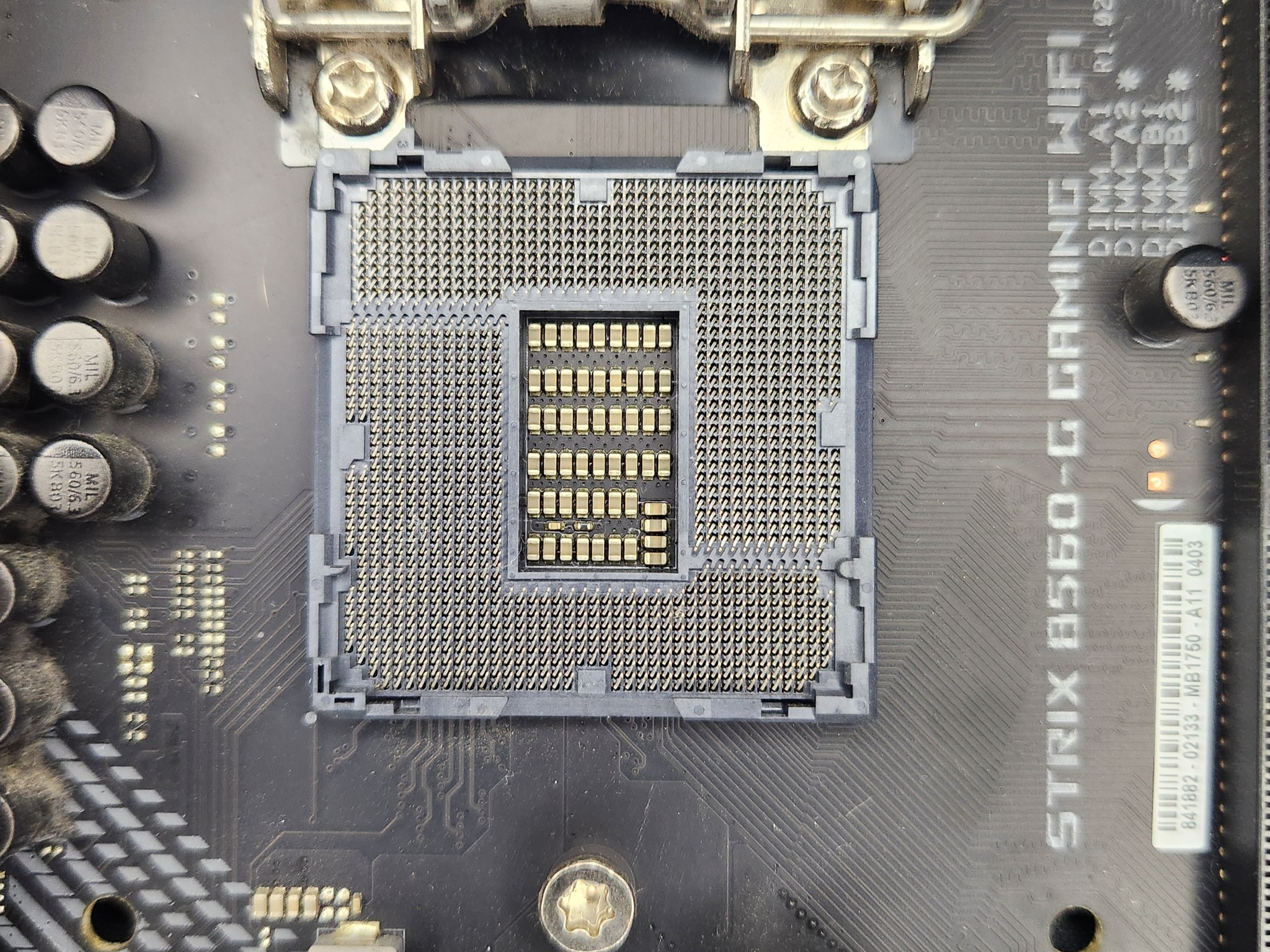 Asus ROG Strix B560M-G Gaming WIFI AS-IS
