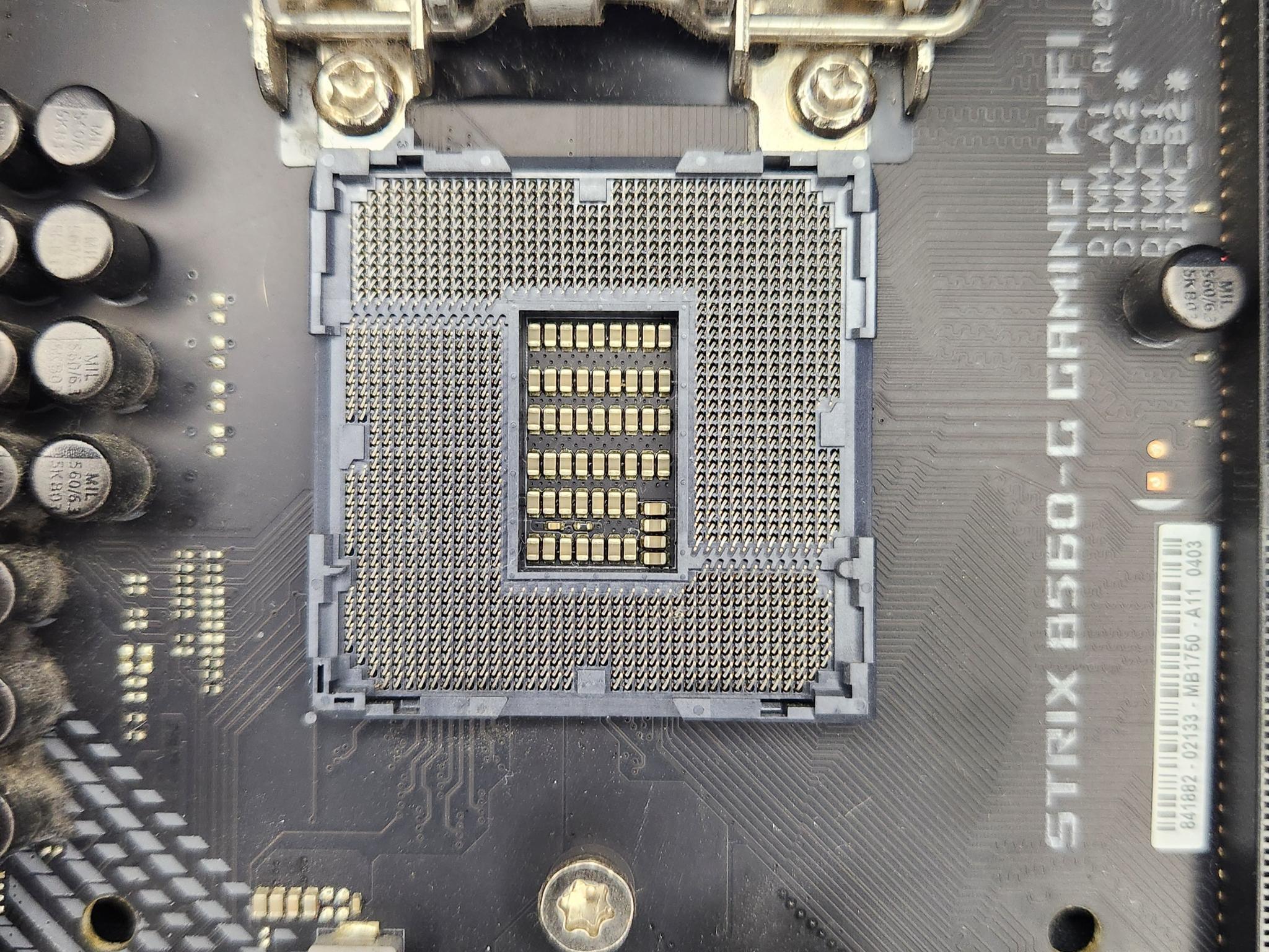 Asus ROG Strix B560M-G Gaming WIFI AS-IS