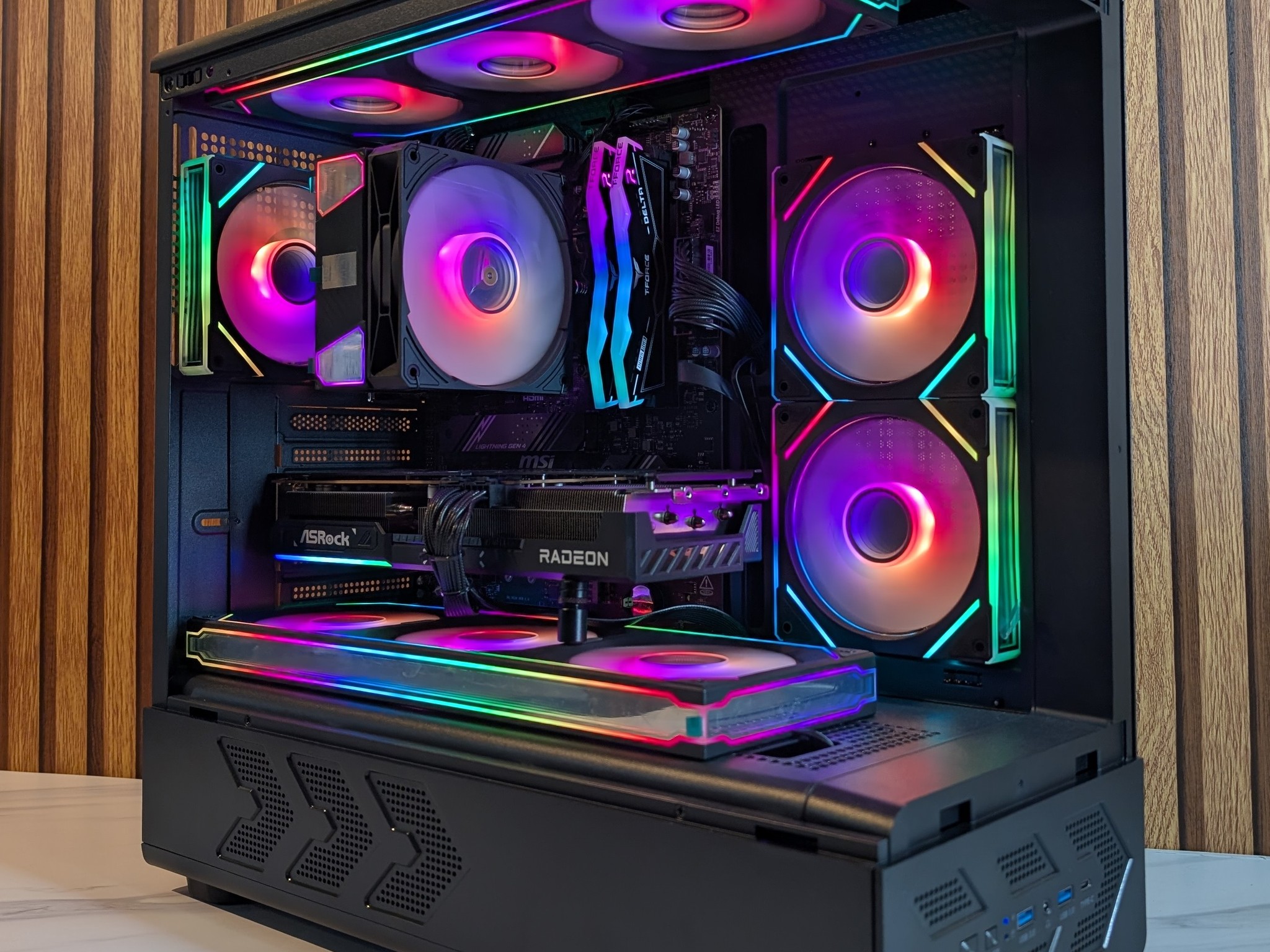 9070 16GB | RYZEN 5 7600X | 16GB DDR5 | 1TB NVME | 750W