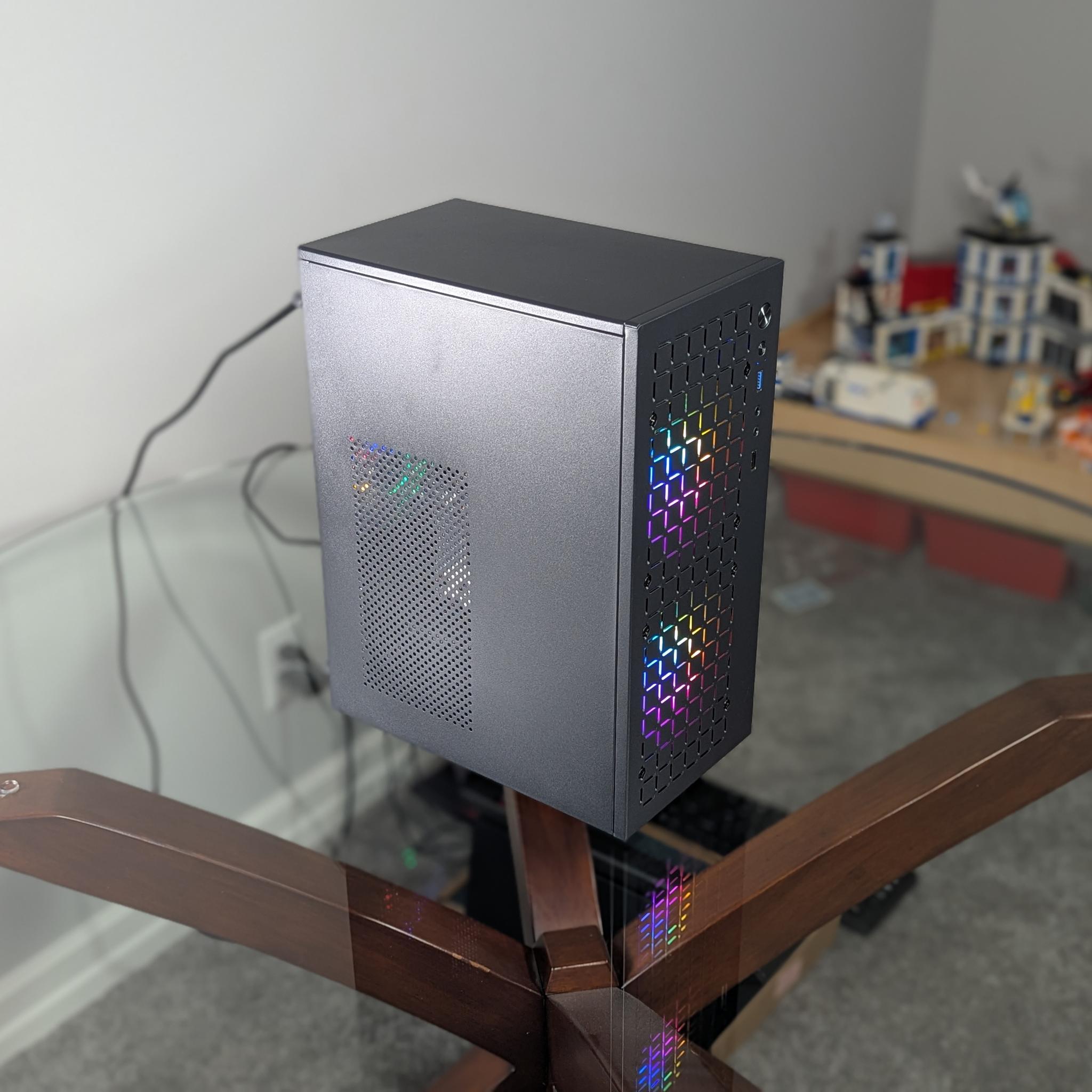 The "Glowbox - I Wanna Try PC Gaming" PC | 14-Core Intel  CPU | Nvidia GTX 1660 Super GPU | 16GB RAM
