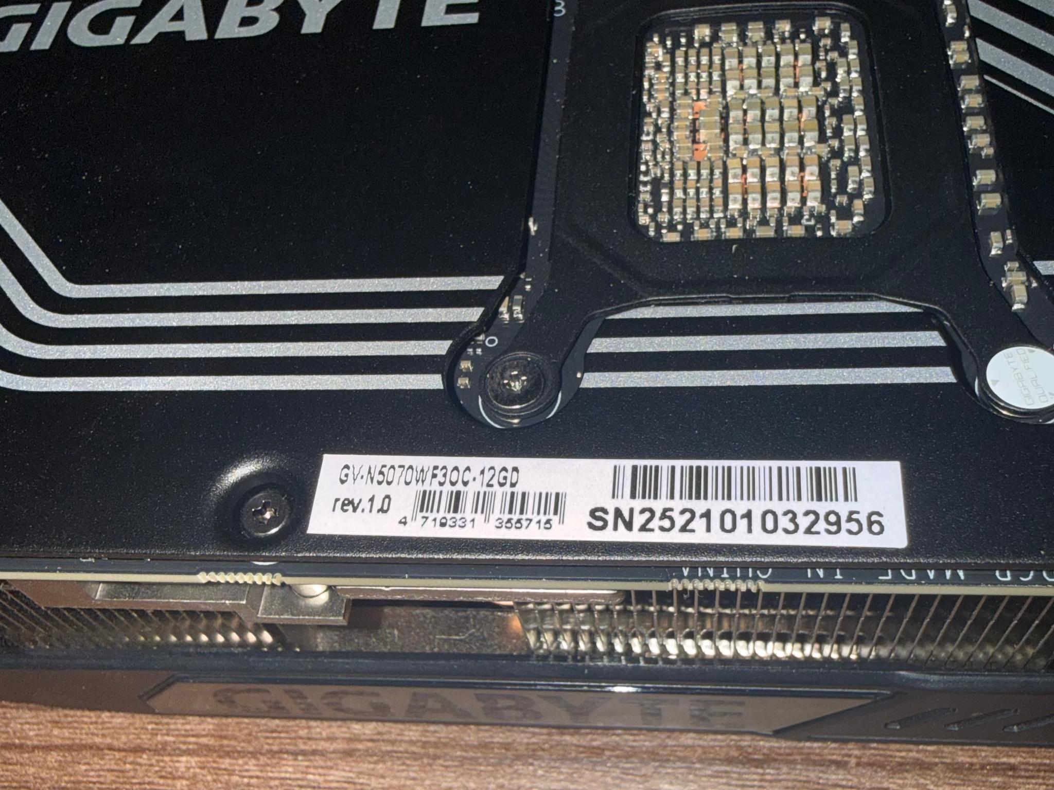 GIGABYTE GeForce RTX 5070 WINDFORCE OC SFF 12G