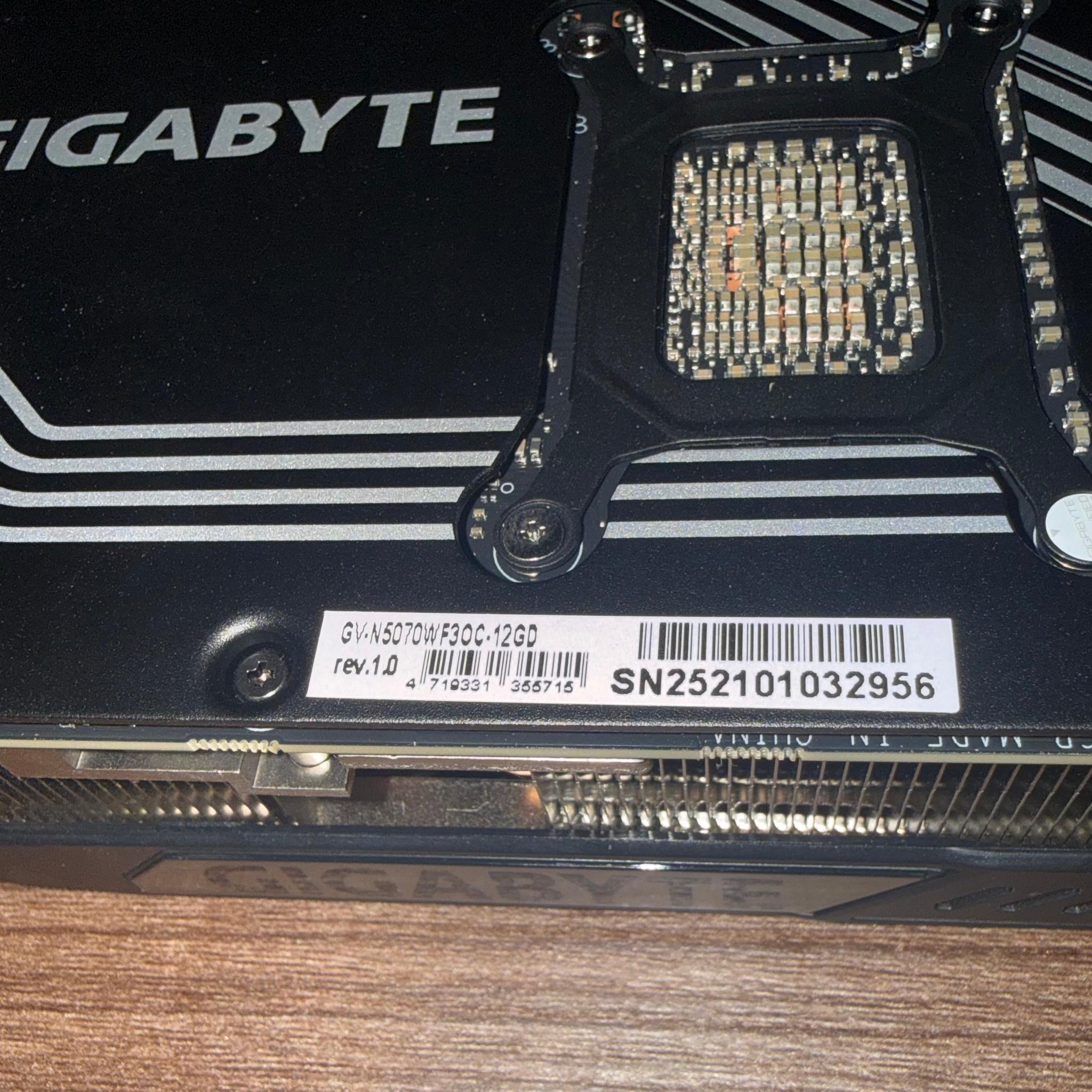 GIGABYTE GeForce RTX 5070 WINDFORCE OC SFF 12G