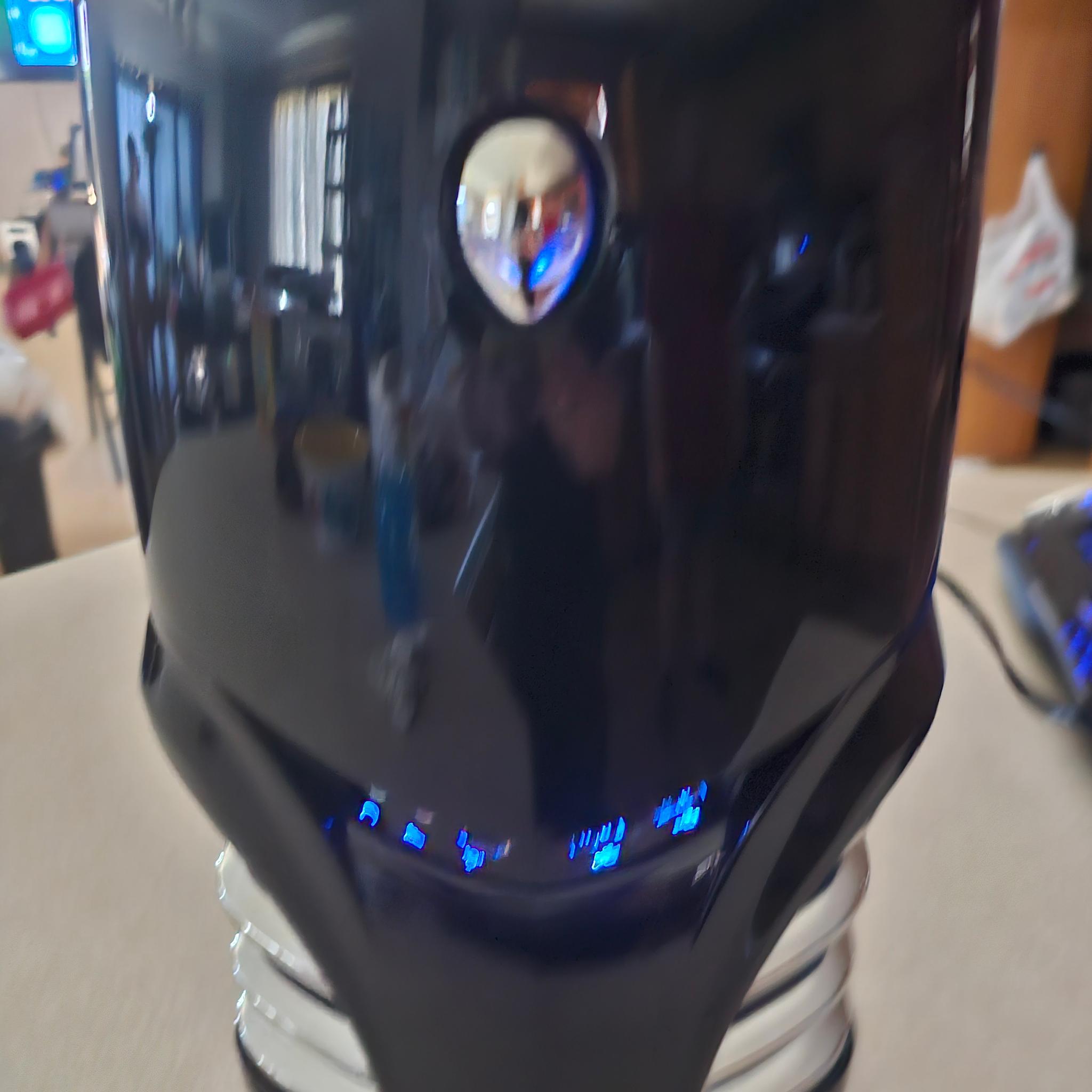 Vintage Alienware Area-51 Aurora 7500 Predator P1