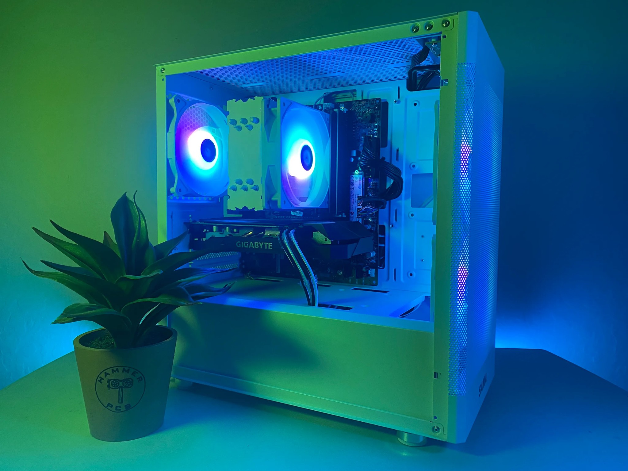 💎 Custom Built White RGB Gaming PC 💎| Windows 11 | Fortnite, GTA, Rainbow 6, and more!