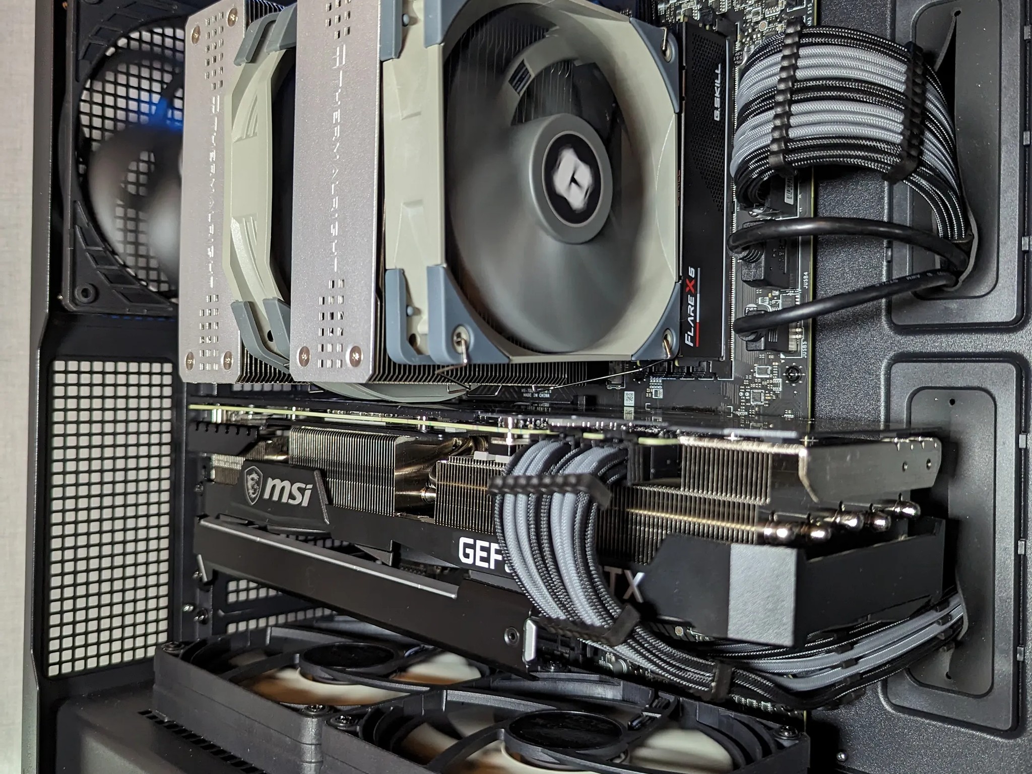 RTX 3080ti // i5 13600K // 32GB 5600Mhz DDR5 // 1TB Gen4 NVMe 