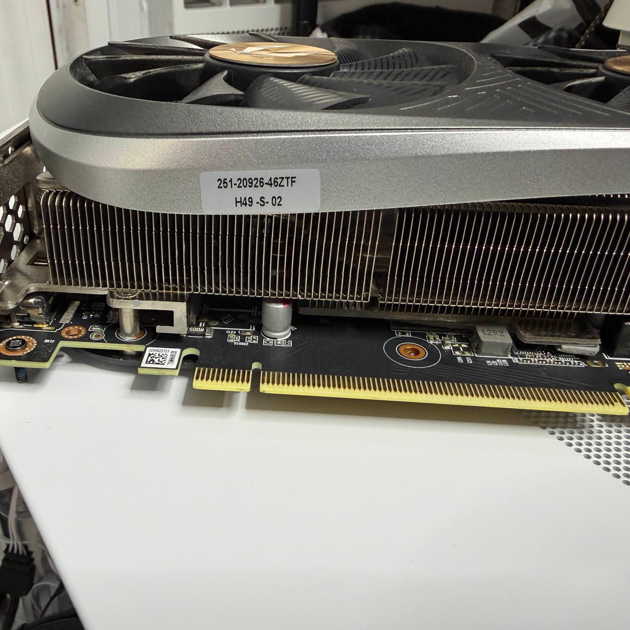 ZOTAC GAMING GeForce RTX 4070 Ti Trinity OC 12GB GDDR6X