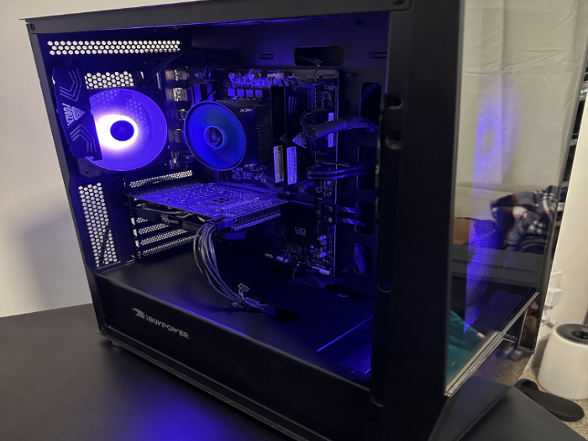 iBUYPOWER - Slate MR Gaming Desktop - Intel i7-11700F