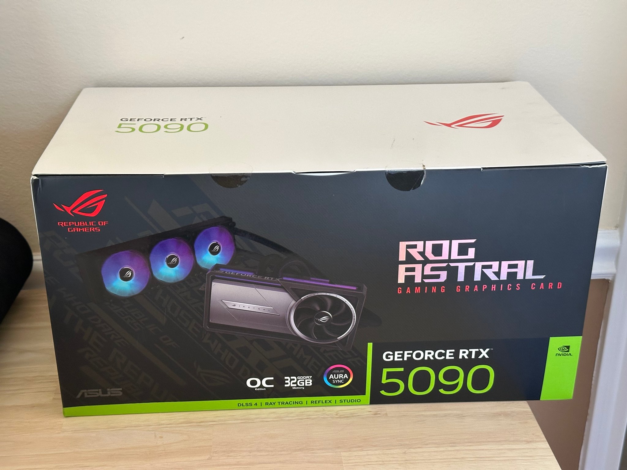 ASUS RTX 5090 ROG Astral LC 32GB GDDR7 OC Edition