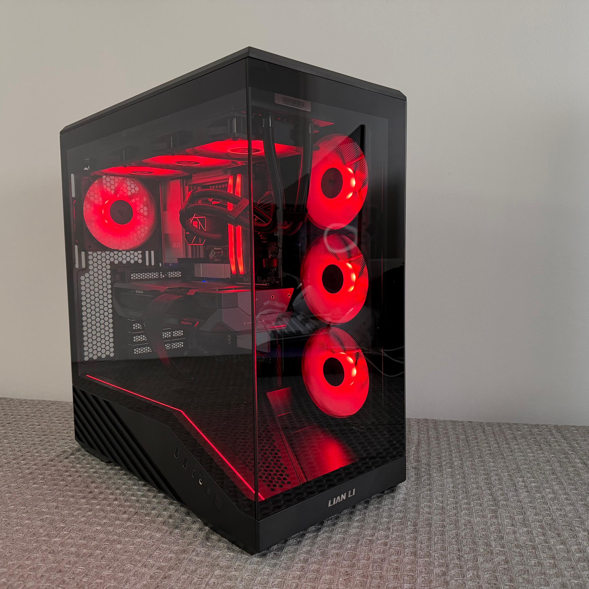 RX 9070 XT 16GB OC • RYZEN 7 9800X3D • X870-P WIFI • 32GB DDR5 • 2TB SSD • 360MM AIO • NEW GAMING PC