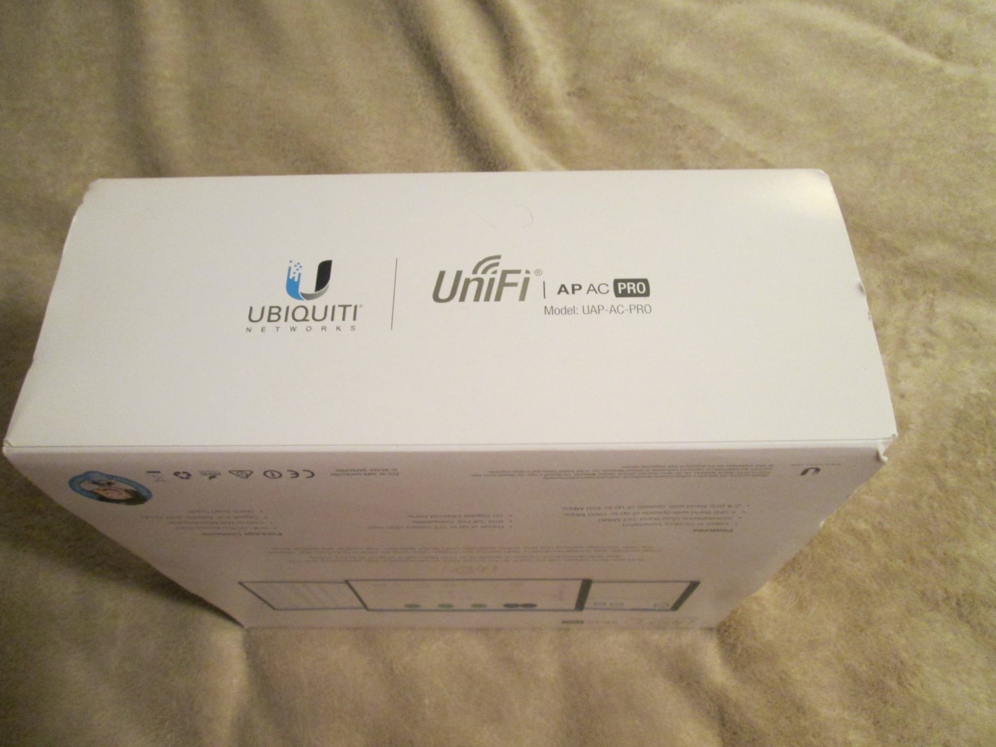 Ubiquiti Pro Access Point With Box And Accessories