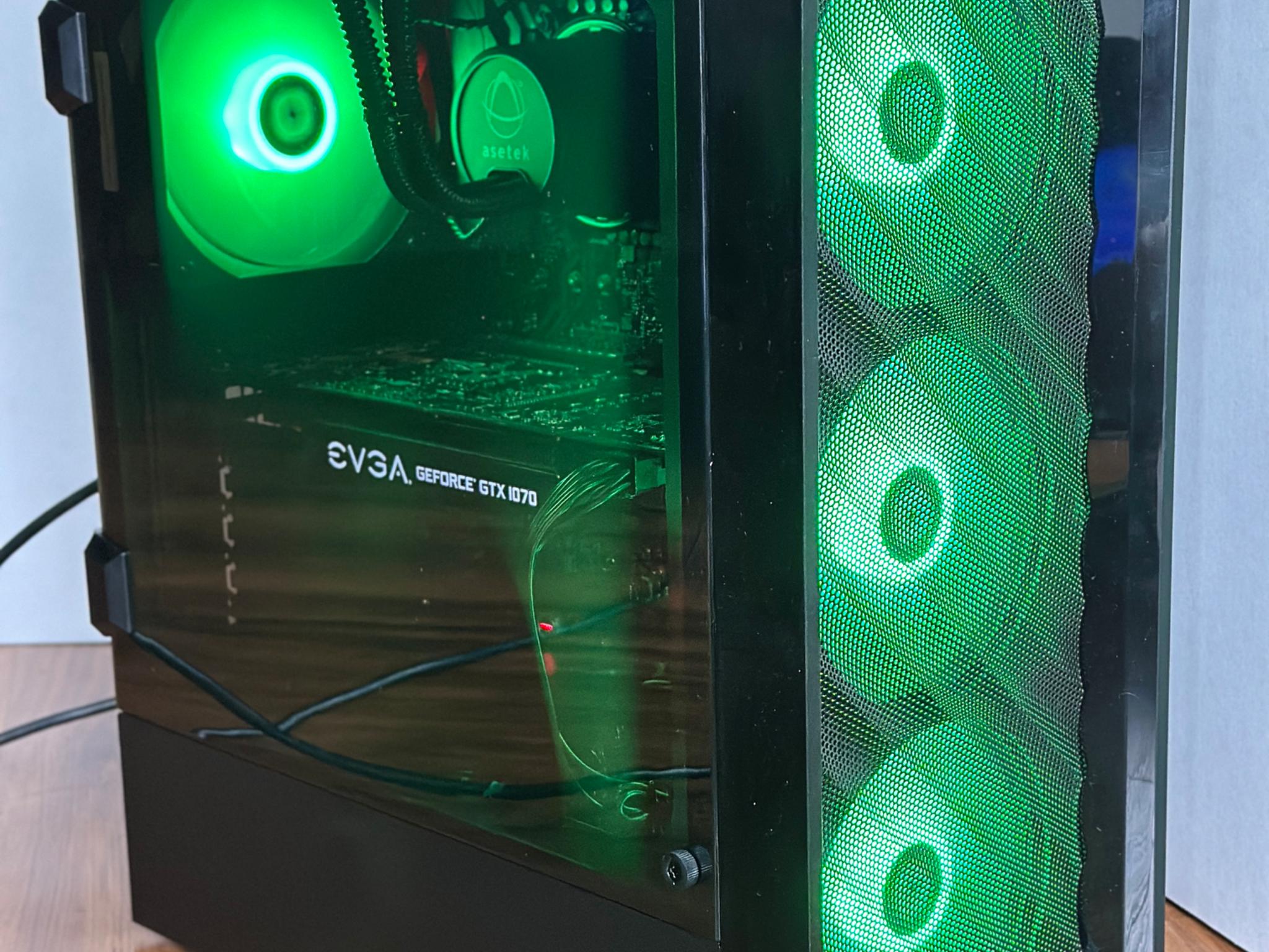 GTX 1070 | Core i7 7700 | 16GB DDR4 | 512GB SSD | Windows 11 
