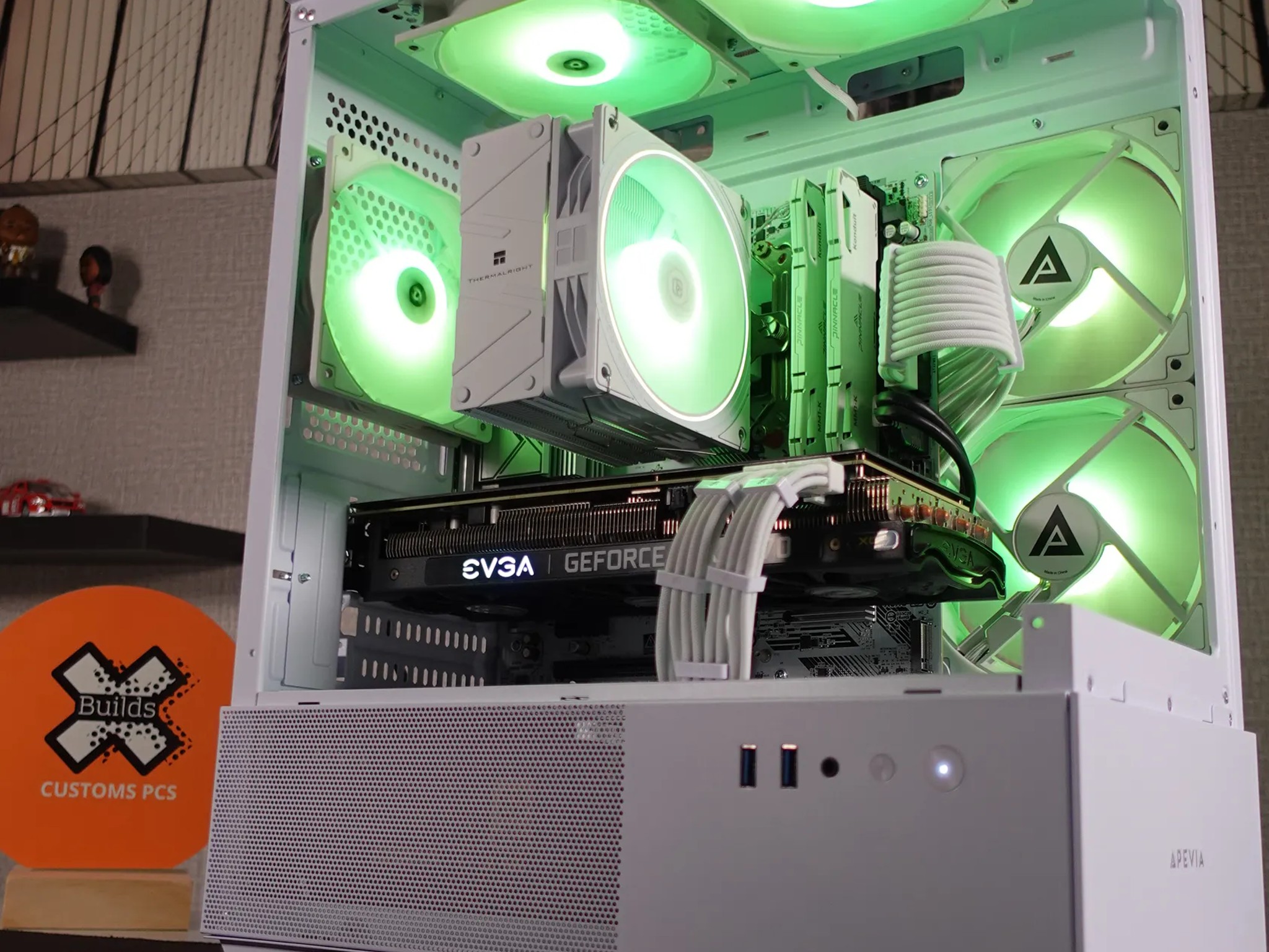 Lunar Frost ryzen 7 5800x rtx 3070