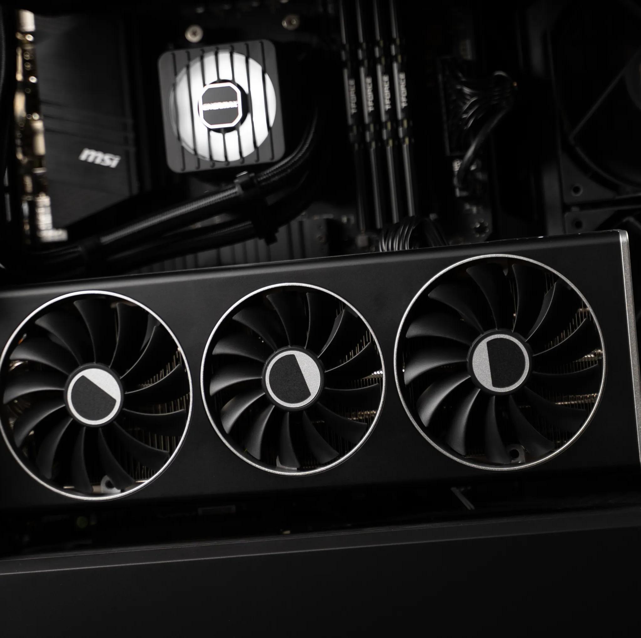 “DeuxDarc-F” RX 7800 XT Ryzen 7 32GB Windows 11 Pro 2TB Gaming PC Powerhouse