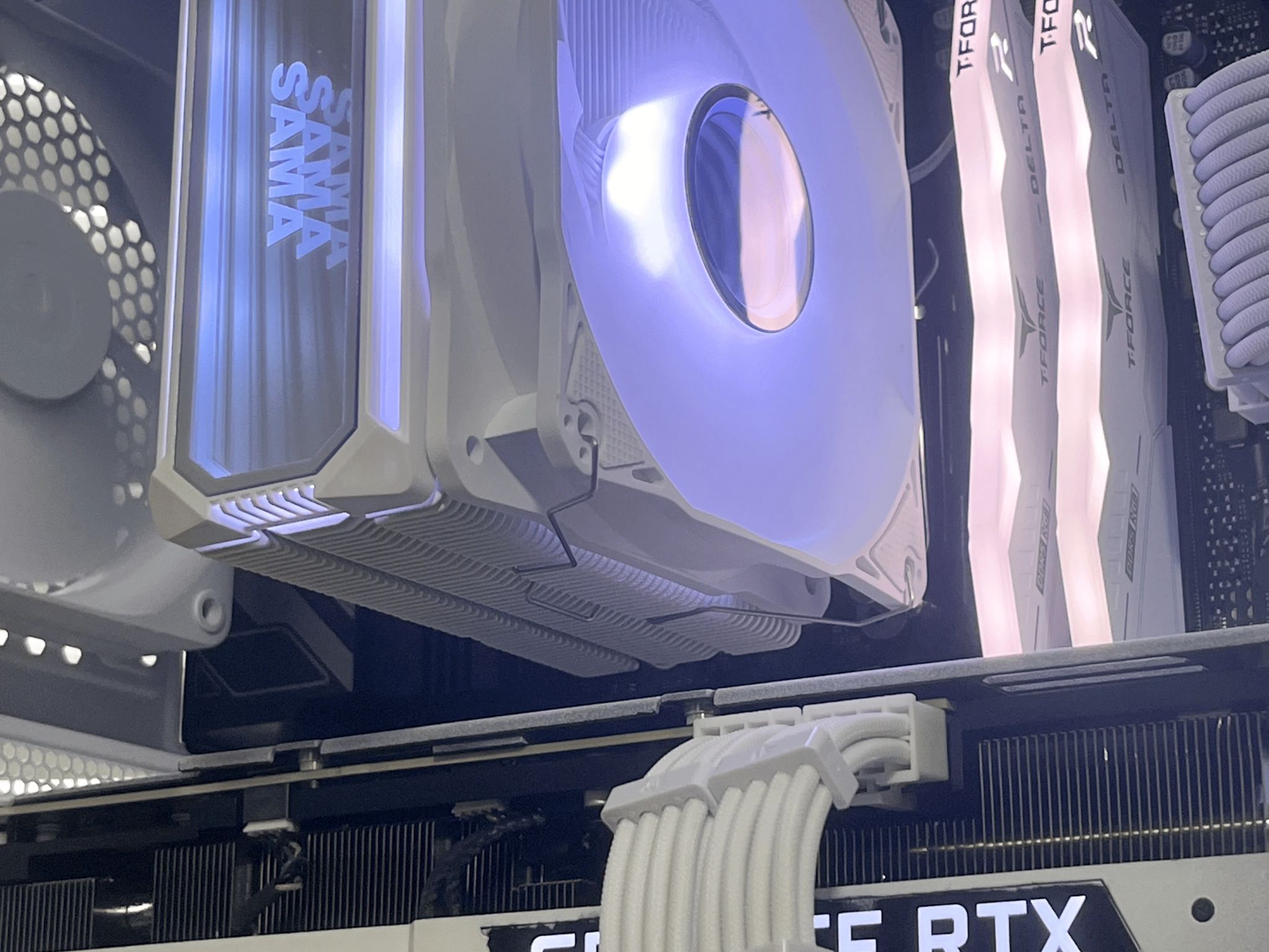 🗲 White Gaming PC | Ryzen 5 7600x | RTX 3080 | 32GB DDR5 | WiFi & BT🗲