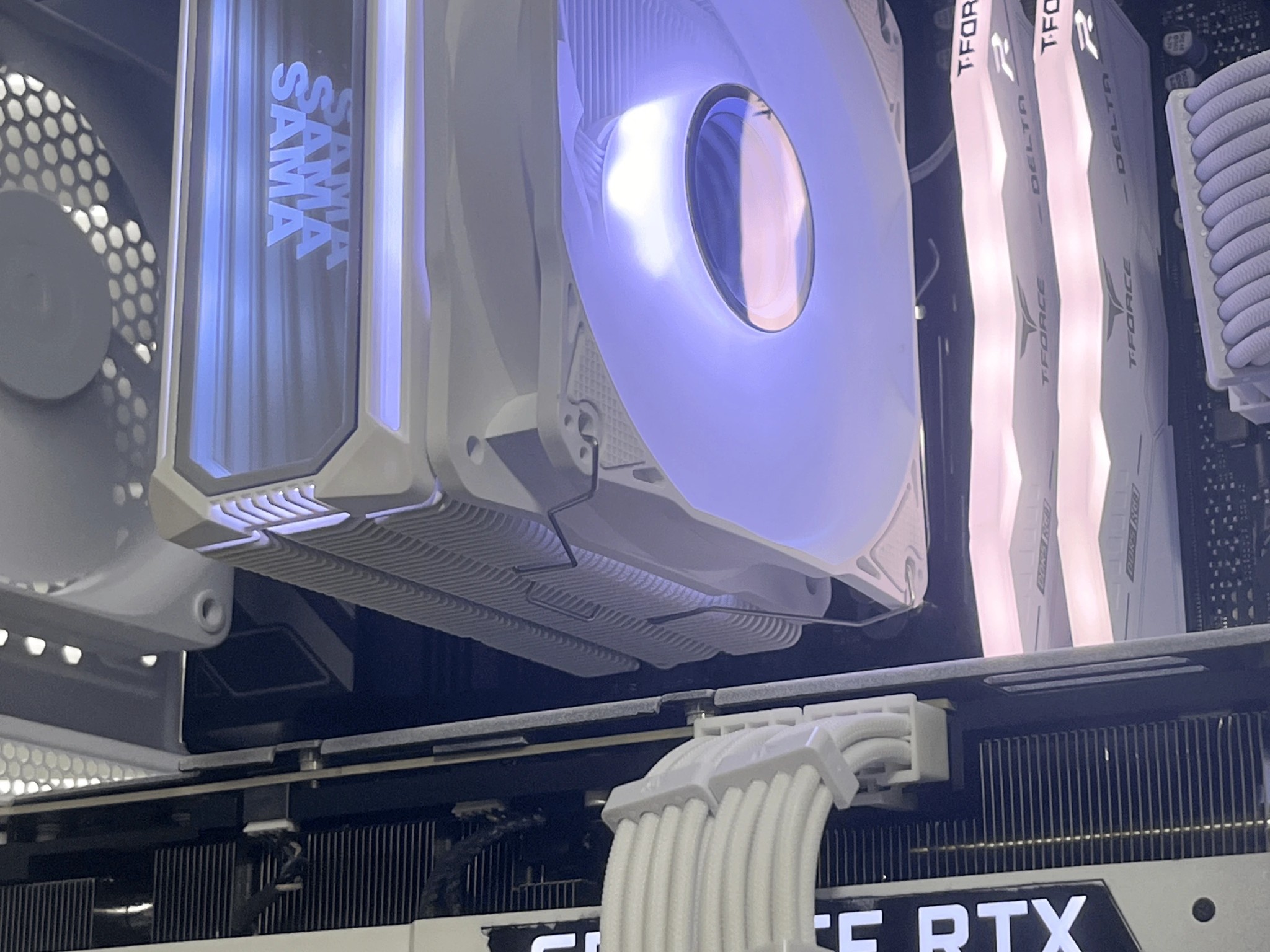 🗲 White Gaming PC | Ryzen 5 7600x | RTX 3080 | 32GB DDR5 | WiFi & BT🗲
