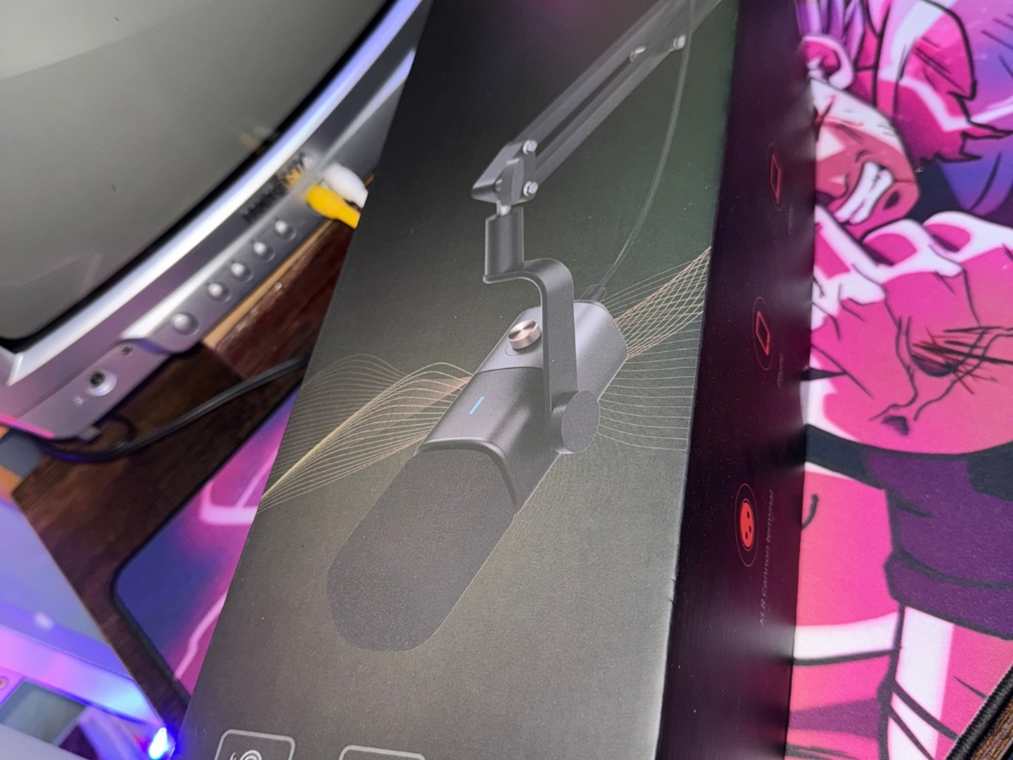 NearStream AW-AM10X Microphone and Arm Mount
