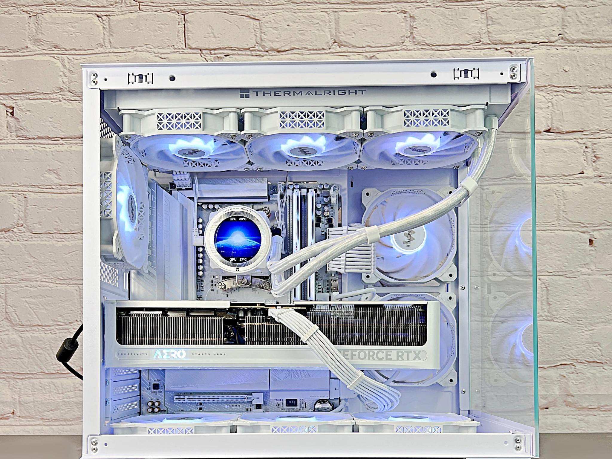 RTX 5070 TI Aero 7800X3D 32GB DDR5 2TB M.2 Win 11 Pro