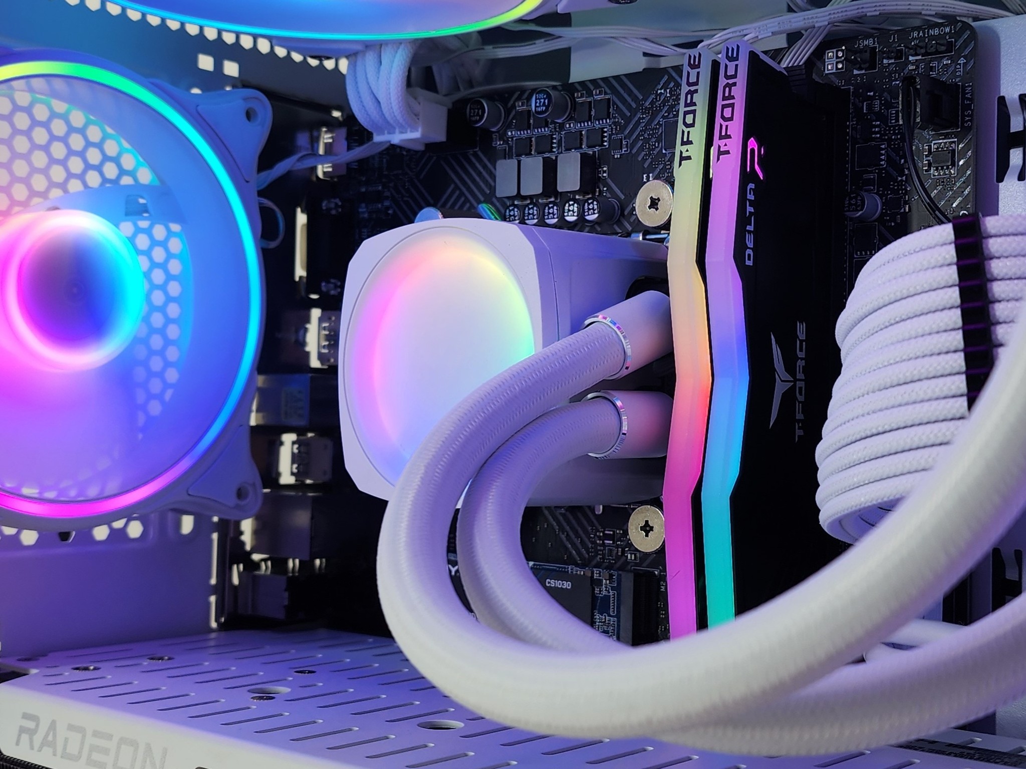 Gaming PC i5-12600KF 16GB RAM 1TB SSD RX 7800 XT 16GB Windows 11 Computer