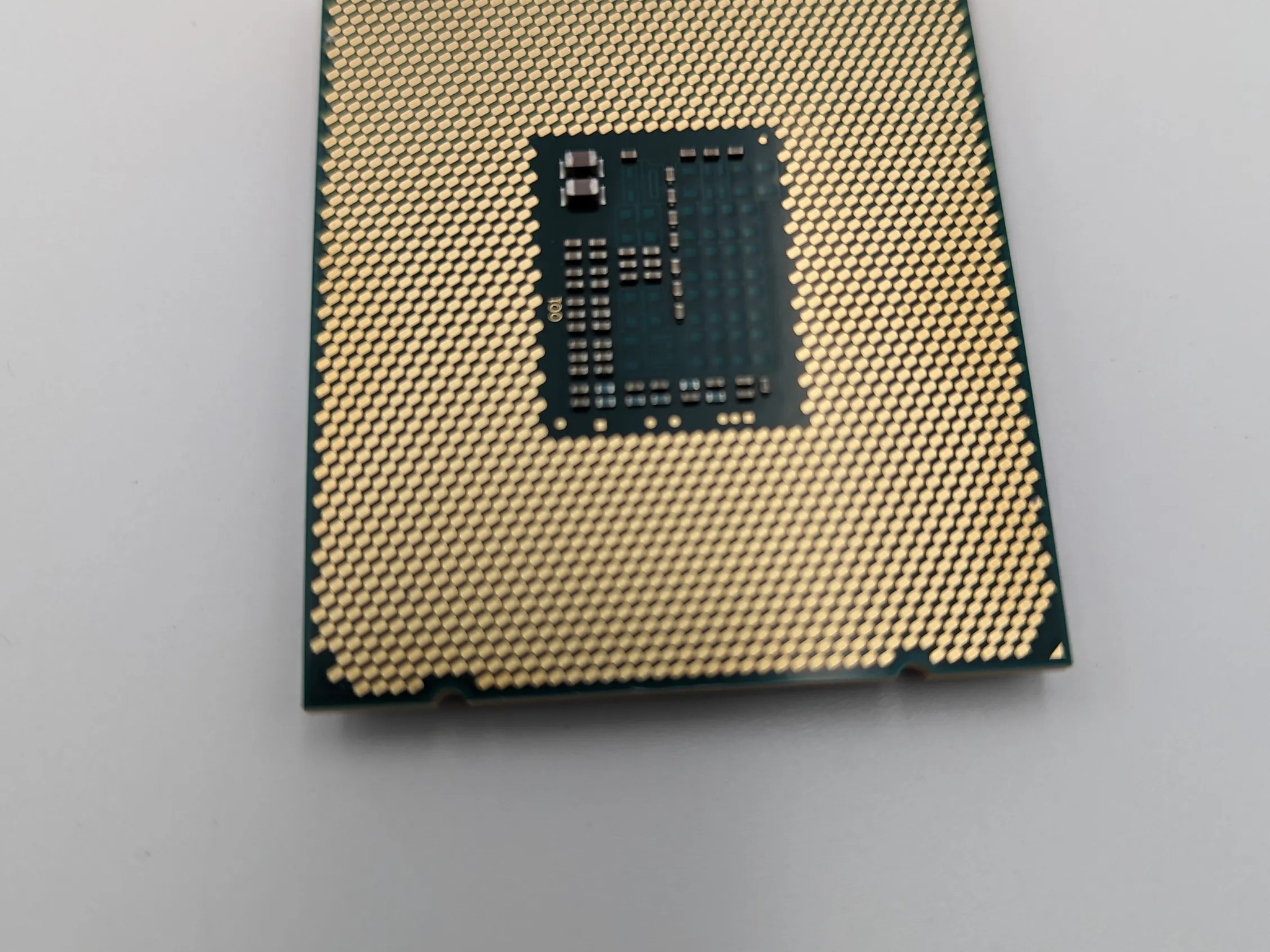 Intel i7-5930k @3.5 ghz 6 core CPU. LGA 2011