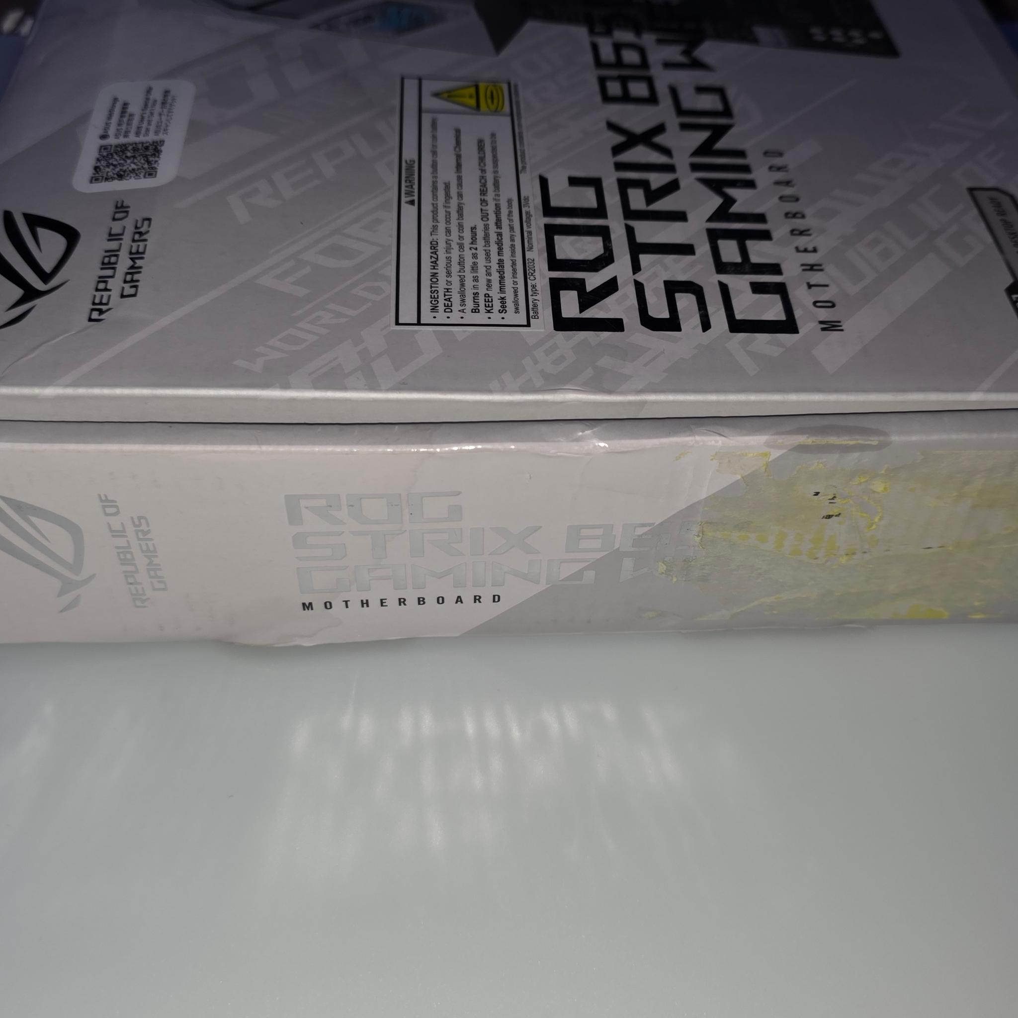 ASUS ROG Strix B650-A Gaming WiFi (White) - Brand New, Never Used