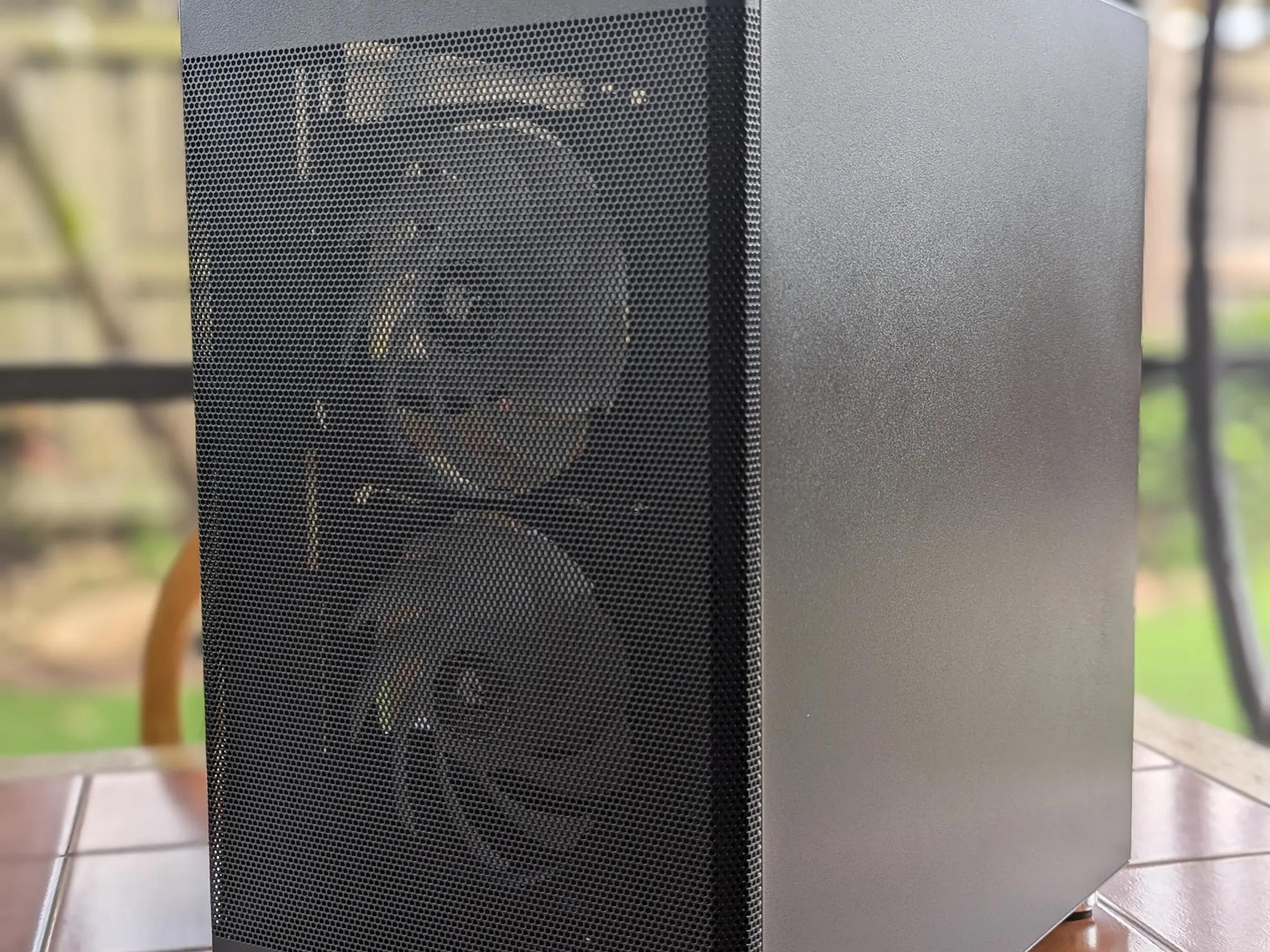 Hellion - RX 5700 XT R5 3600 16GB RAM 1TB NVMe