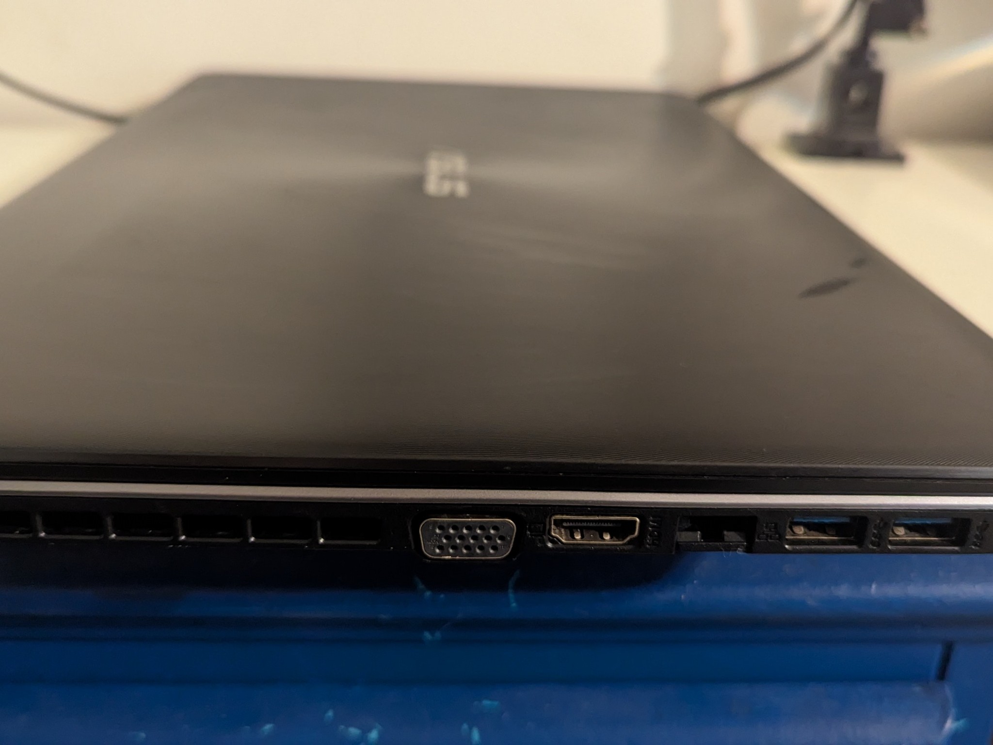 Asus X550ZA 15.6" AMD Powered Laptop Works but.....(read)