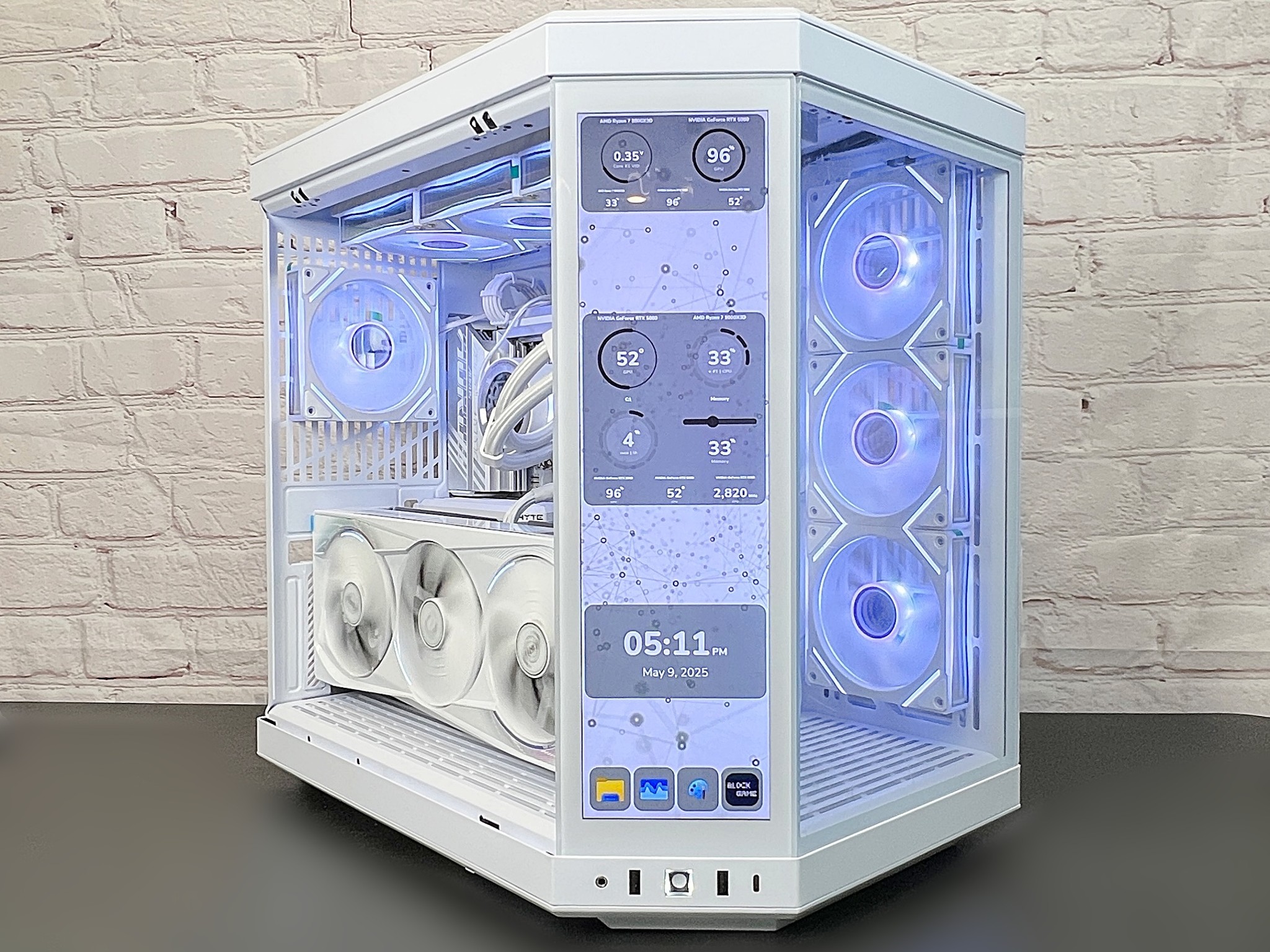 5080 AORUS MASTER ICE 9800X3D 32GB DDR5 2TB M.2 WIFI 7 HYTE Y70 TOUCH INFINITE