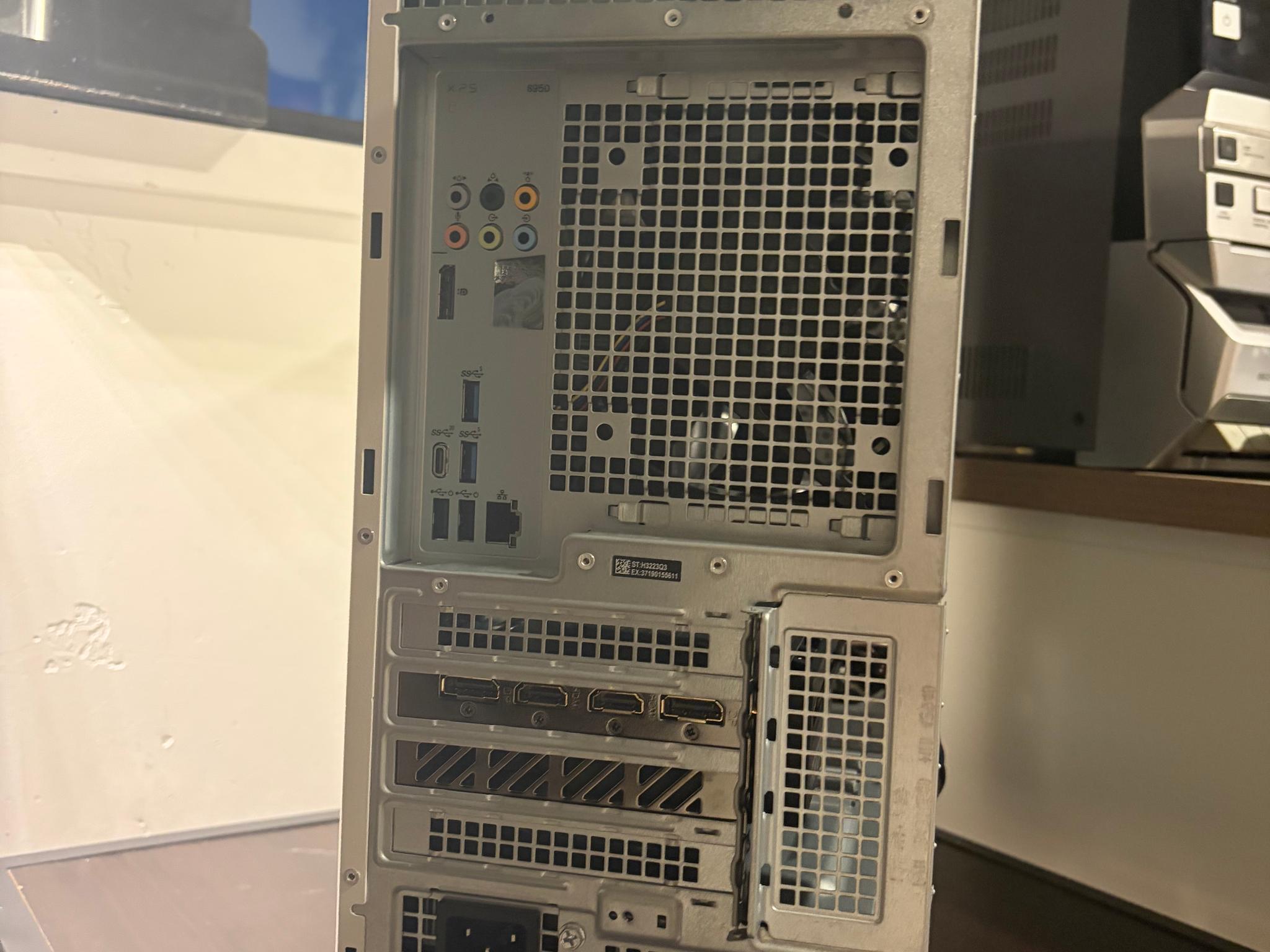 GAMING PC 16gb Ddr5, RTX 4060, i5-12400